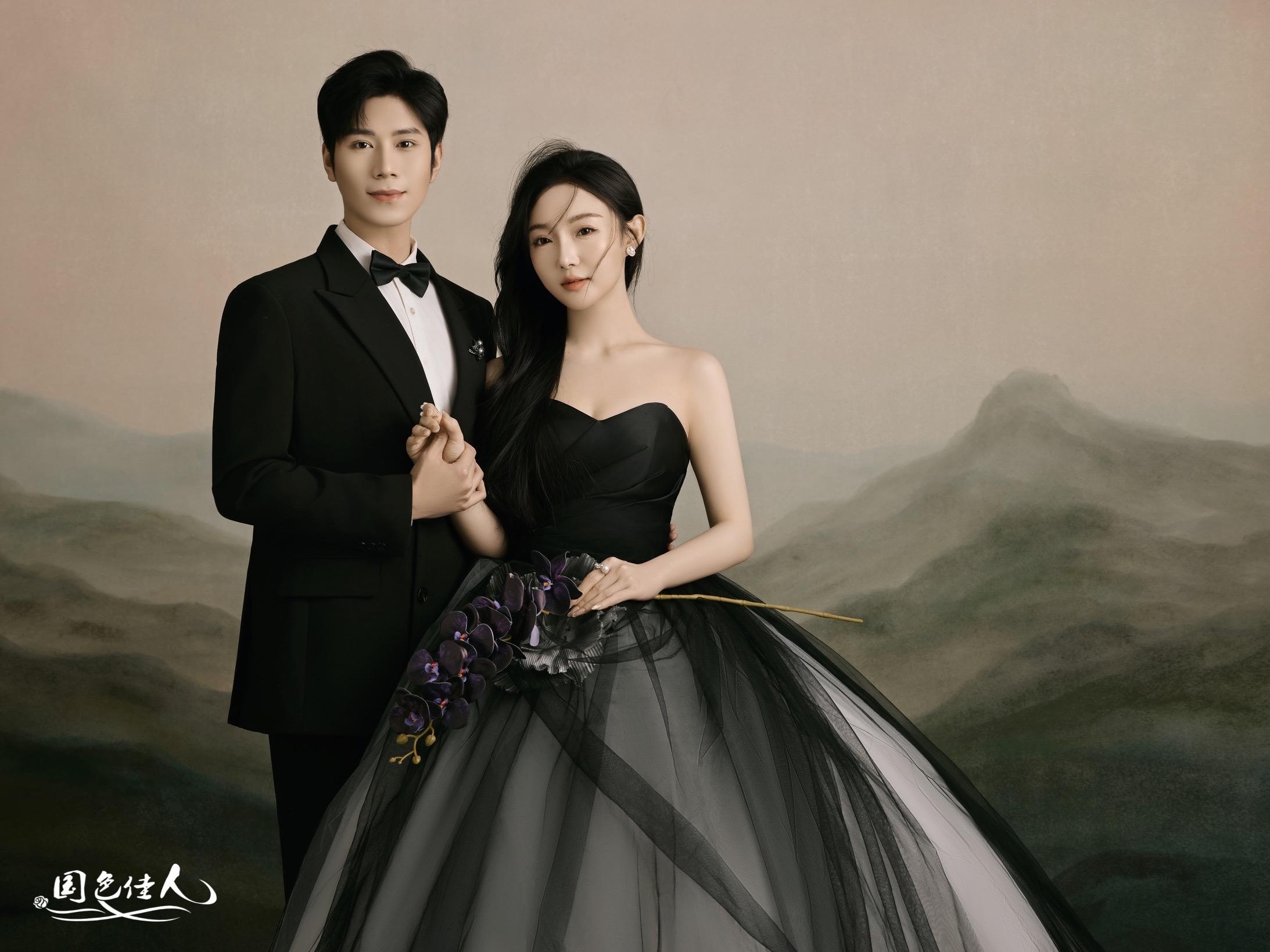 惊艳所有人，谁说黑纱不能拍油画婚纱照？