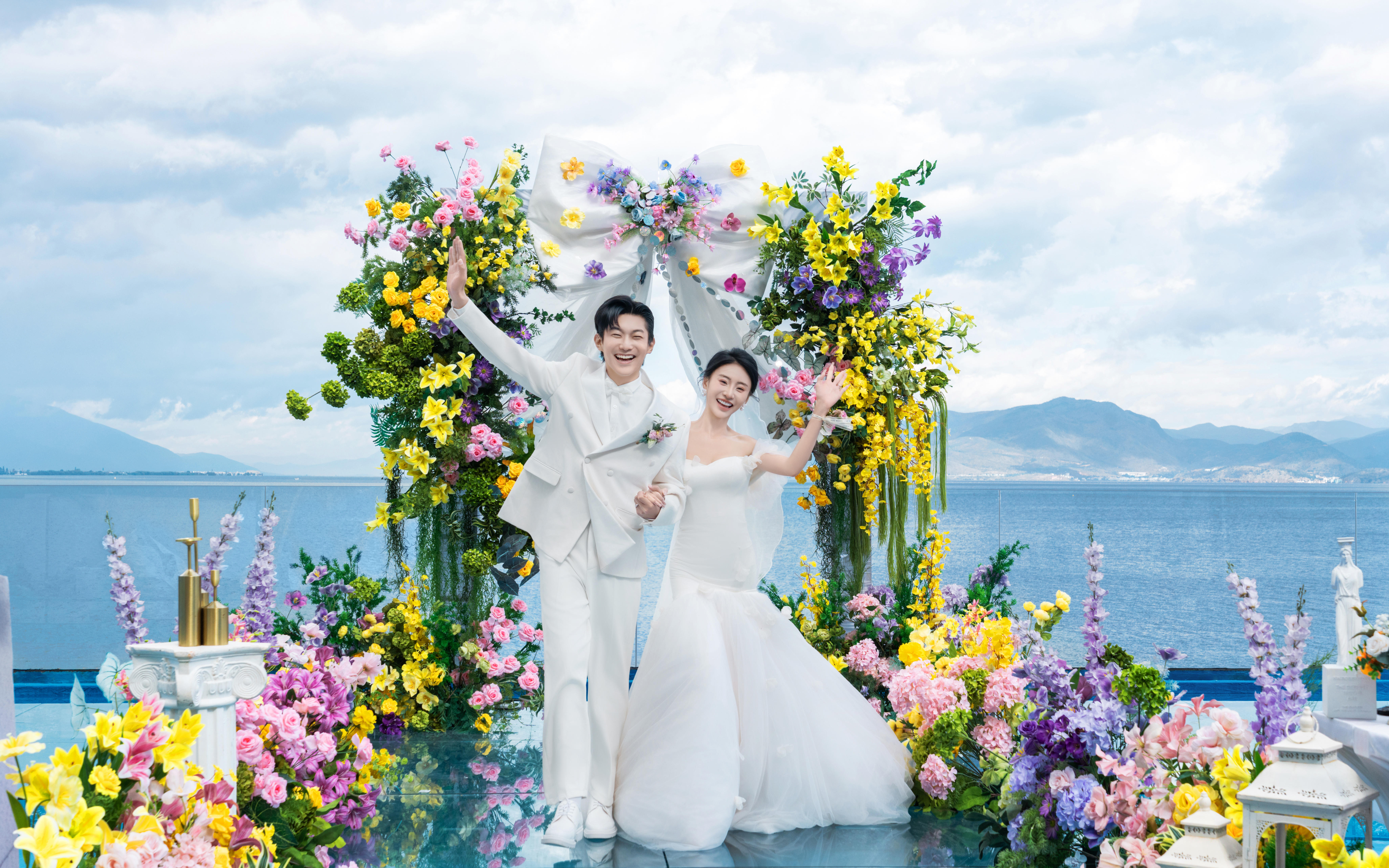 陽光透過縫隙灑下 暈染出唯美濾鏡