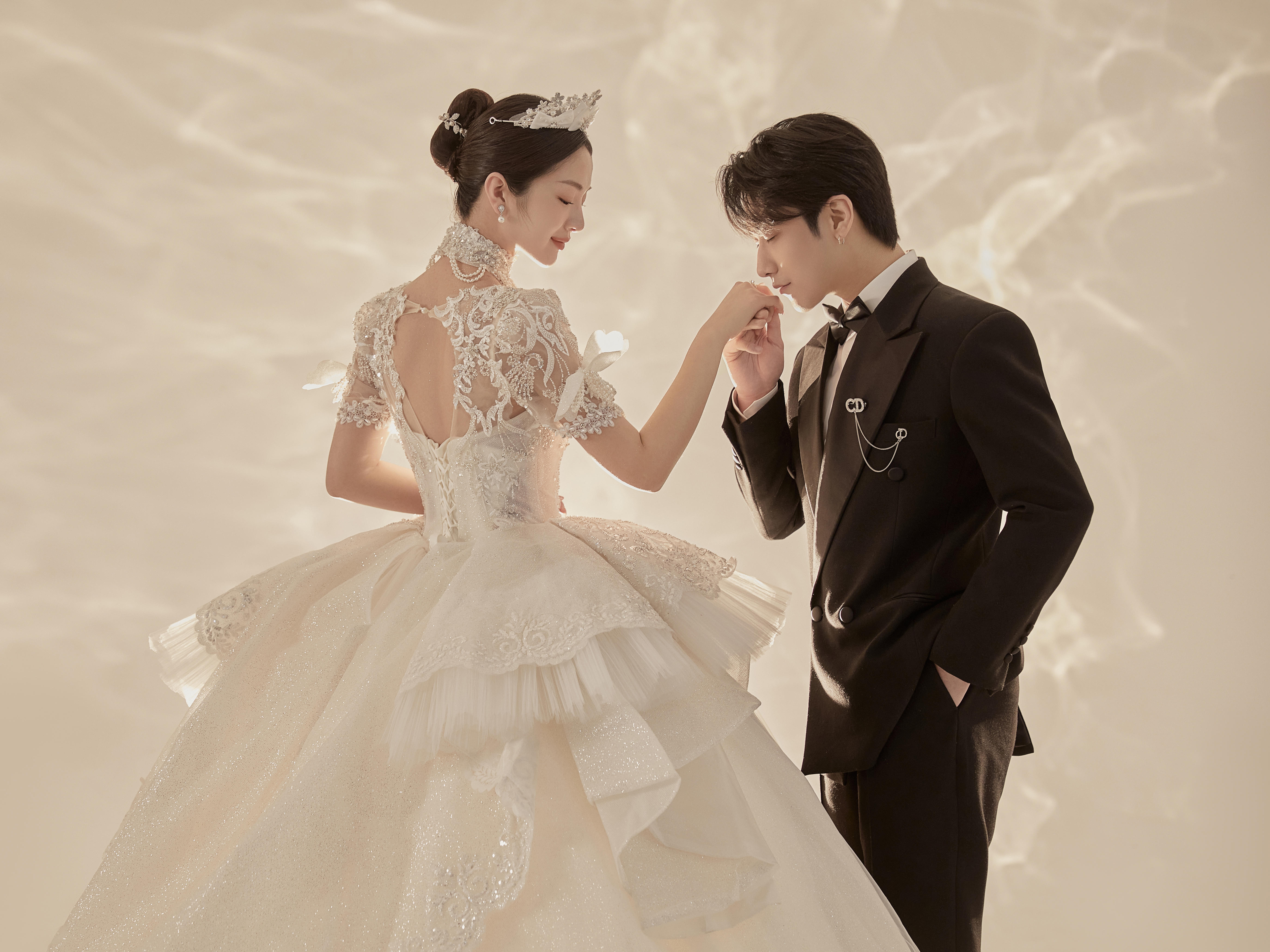 【回饋】拍210張+精修88張+定制婚紗+包郵