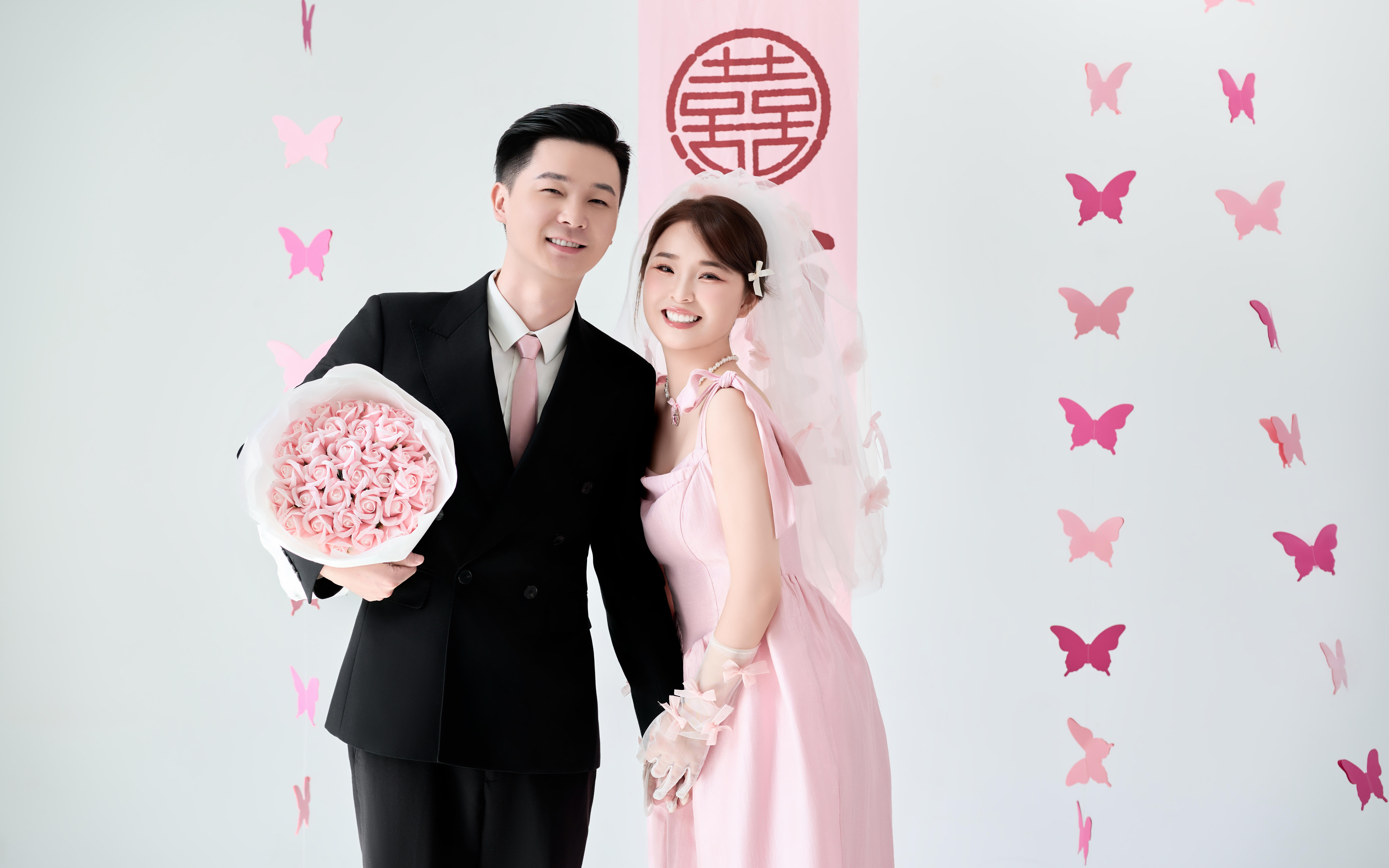 【客片欣賞】全家人都在嗑的新中式喜嫁婚紗照好乖