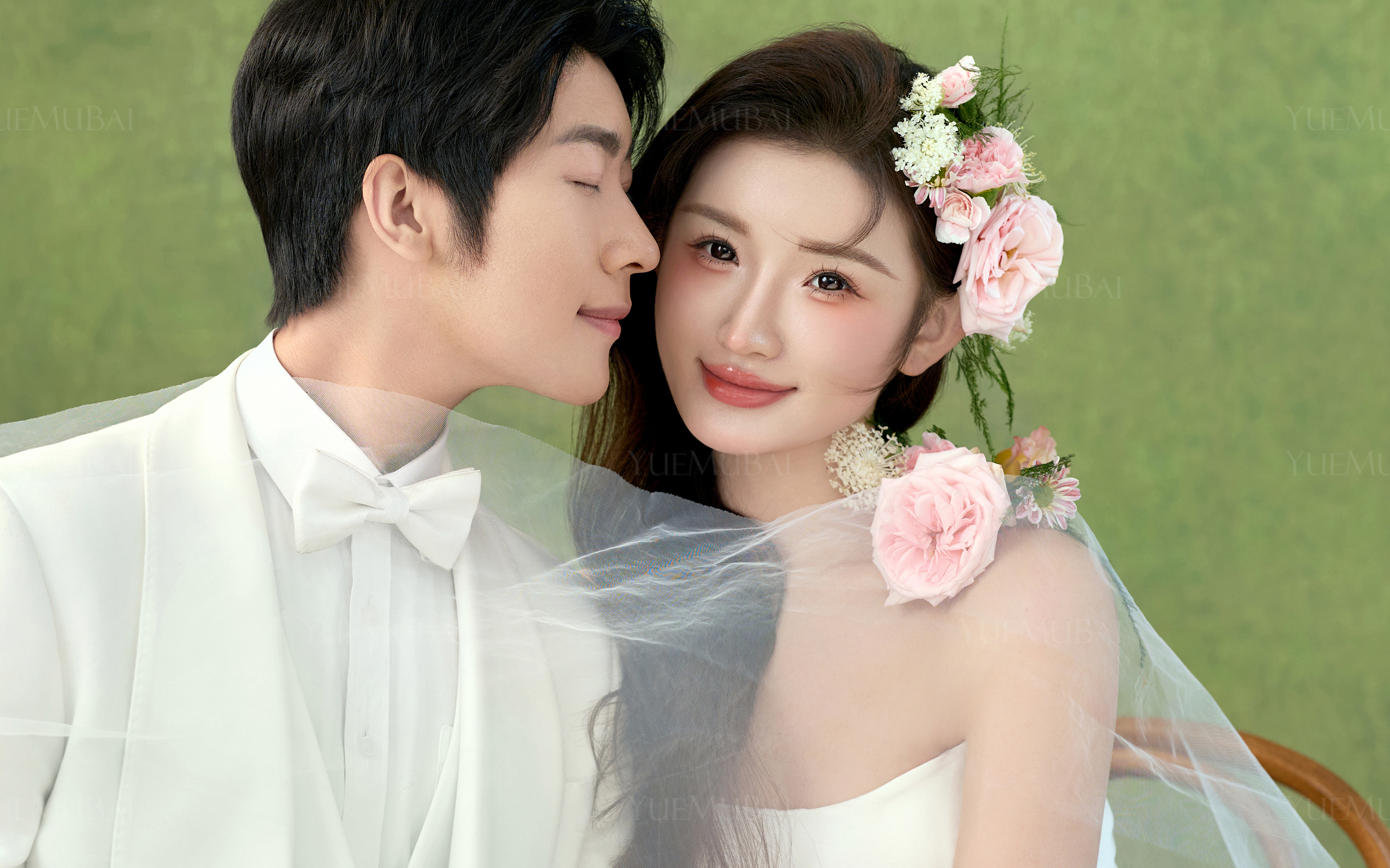 看不厌的油画婚纱照