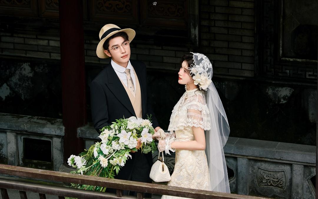 民國(guó)園林婚紗照