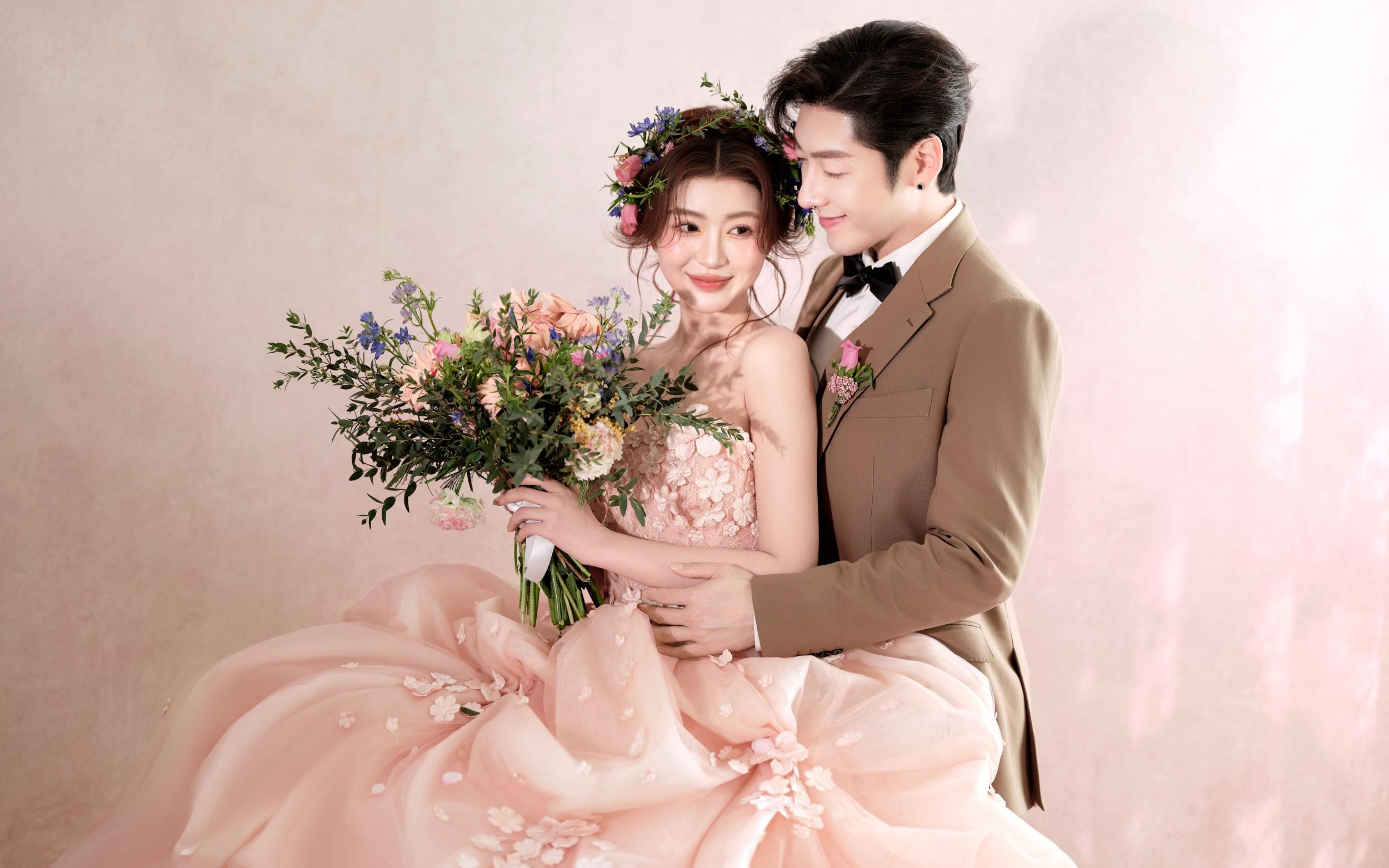 少女心动了✨超甜粉色婚纱照💐