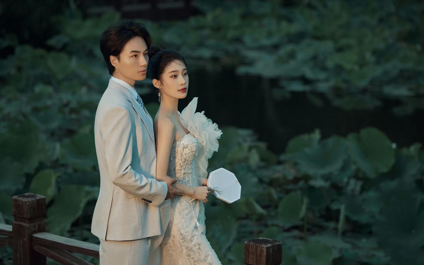 解锁 新中式园林婚纱照又美出新高度