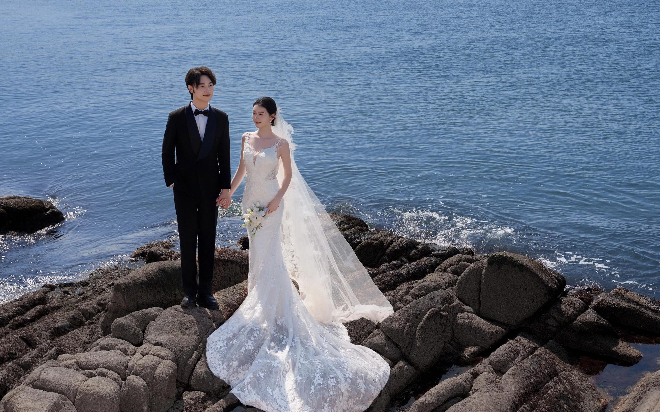 【海邊礁石婚紗照】