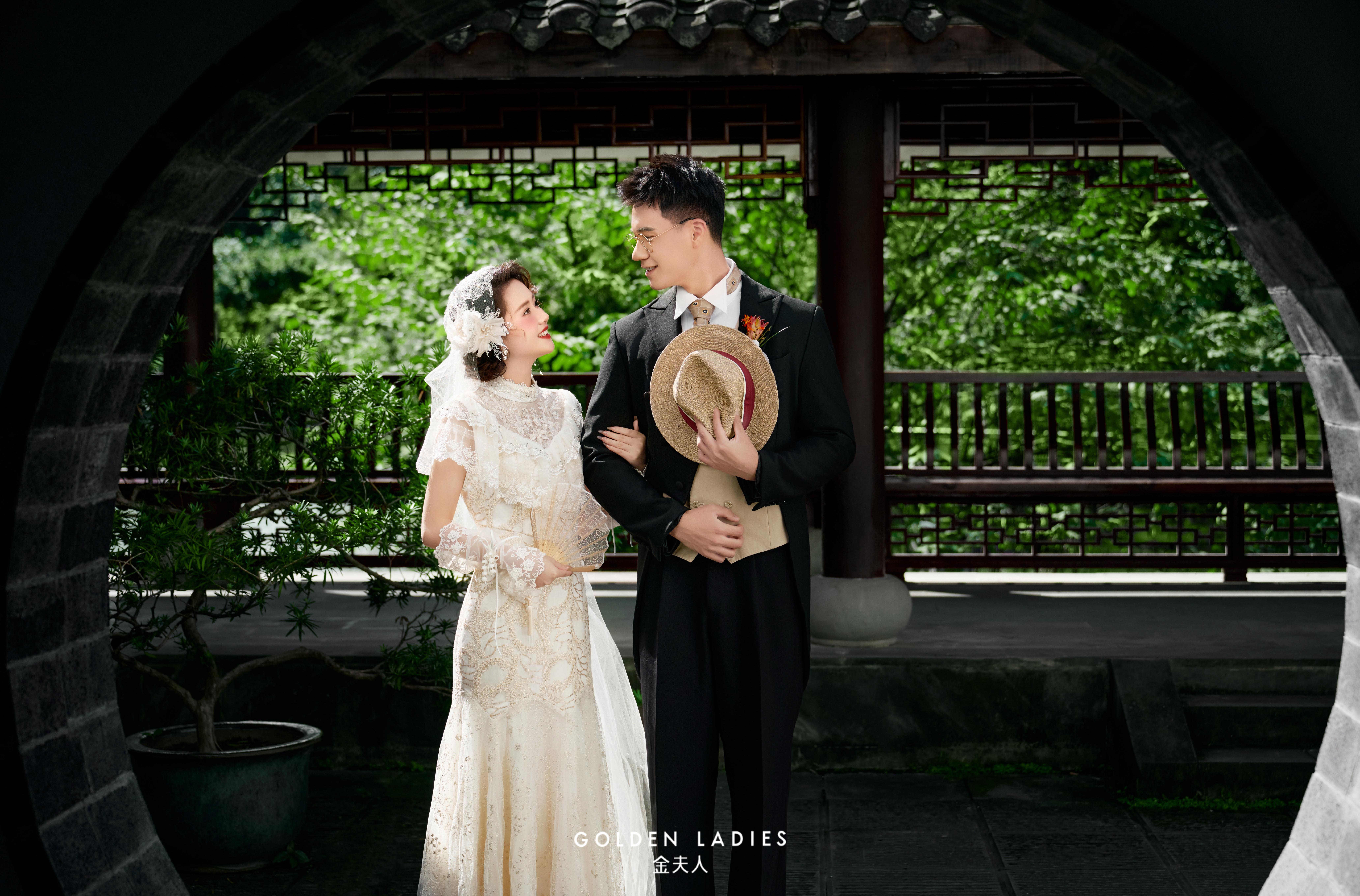 園林復(fù)古婚紗照，把民國浪漫刻進(jìn)膠片里???