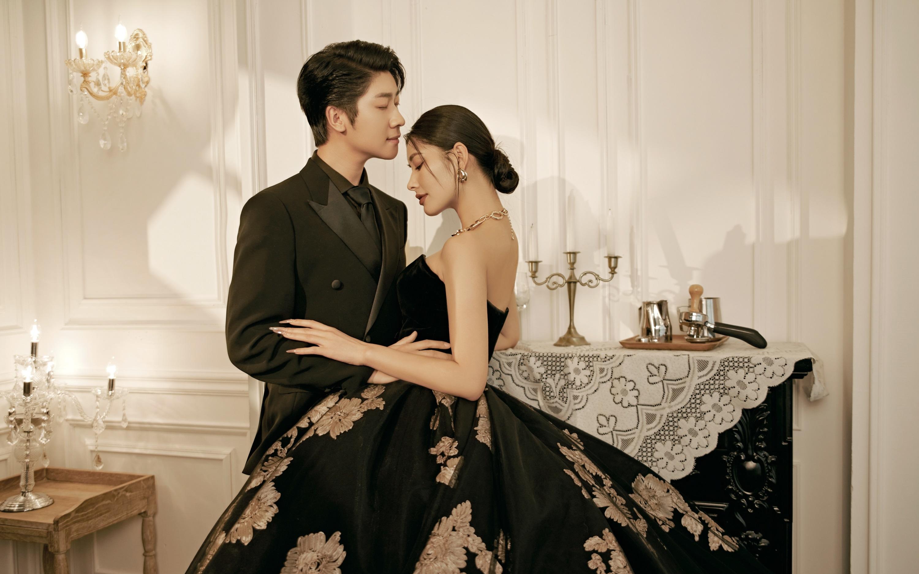 “定格此刻心動，讓愛意永恒。”