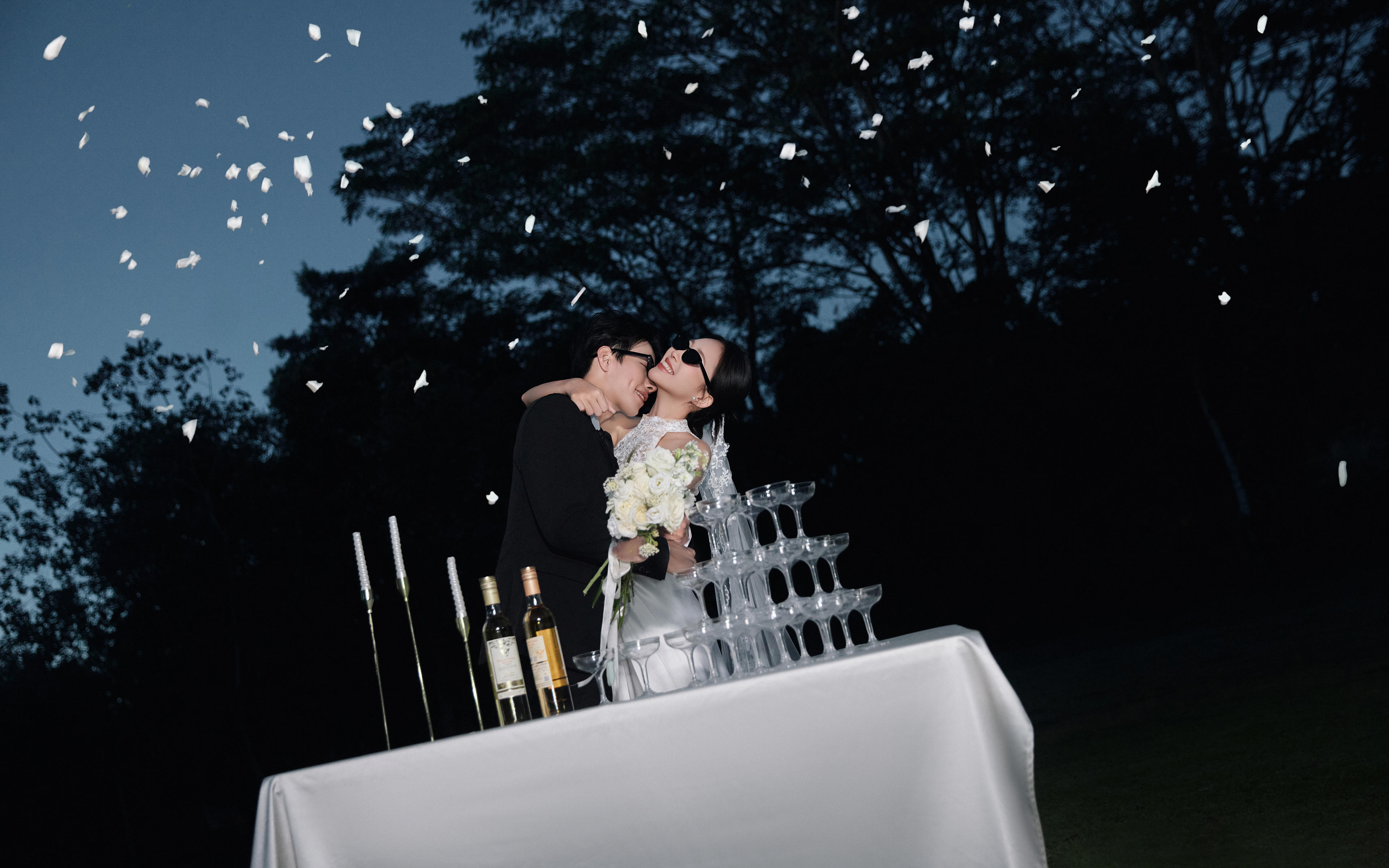 【夜景婚紗照】晚風星光約拍婚紗照，生命力直接拉滿