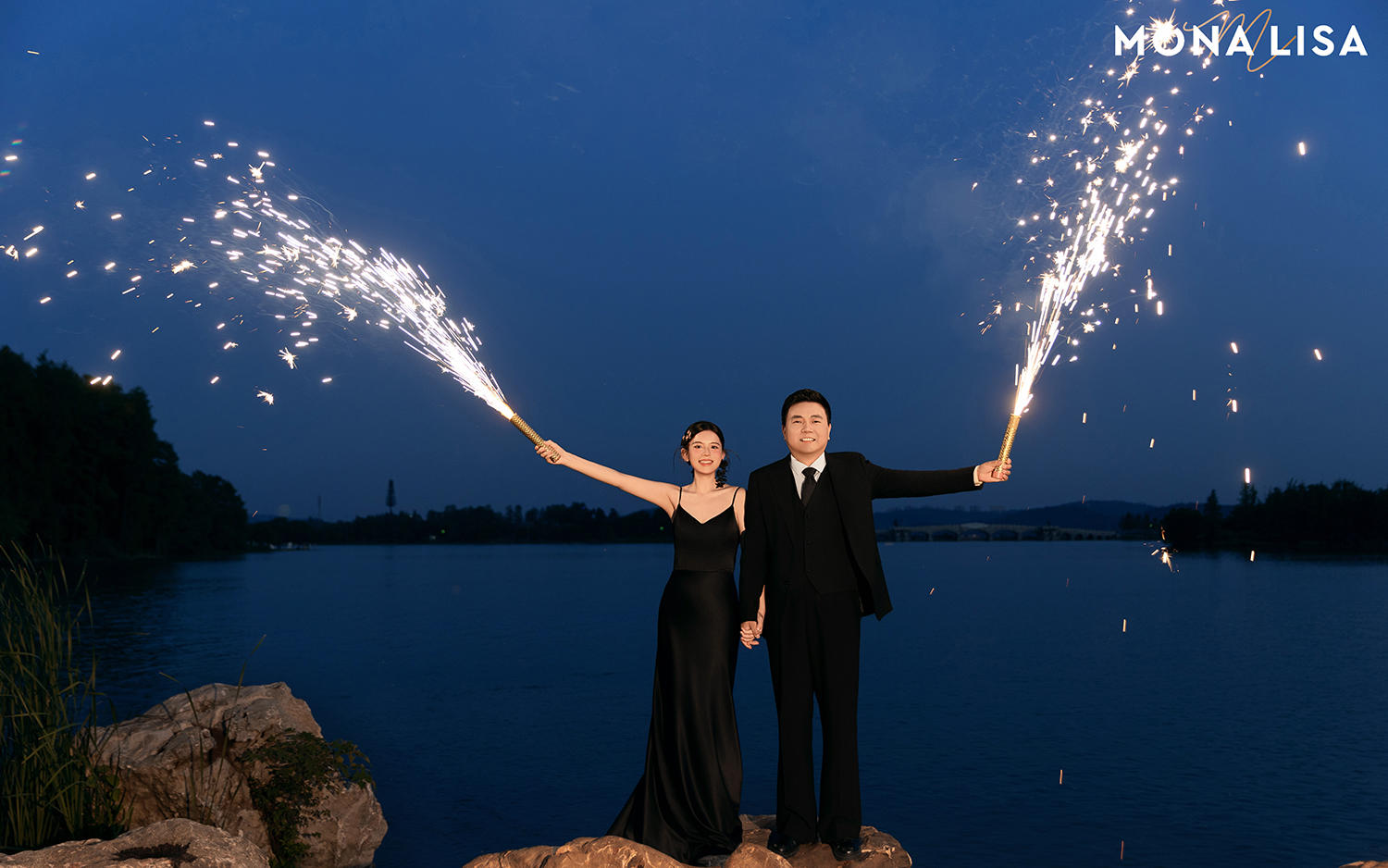 Ms Shi & Mr Yang