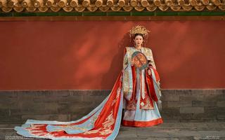 北京超火故宫婚纱照