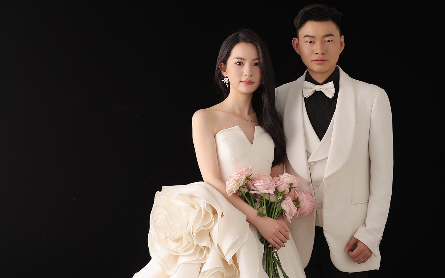 Ms Tang & Mr Li