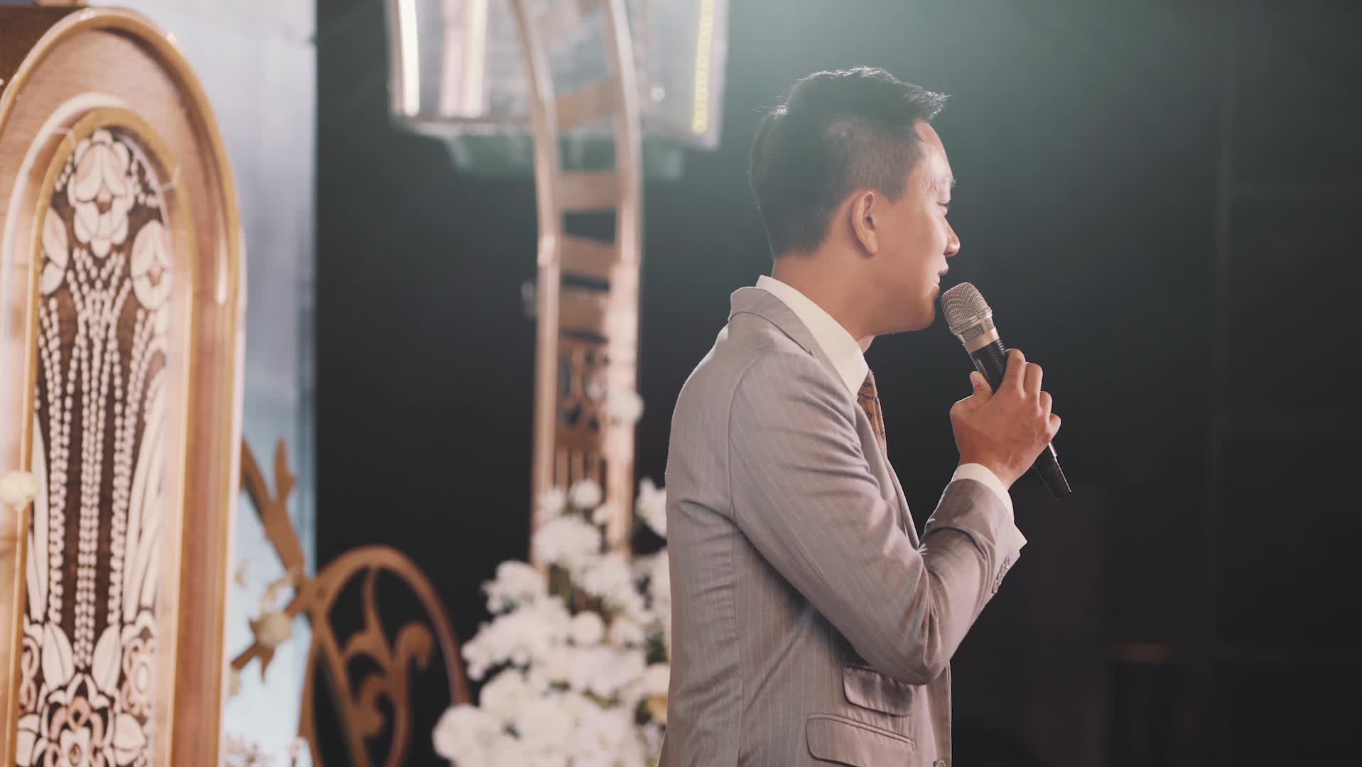 这样的婚礼主持，仪式感太棒了吧！