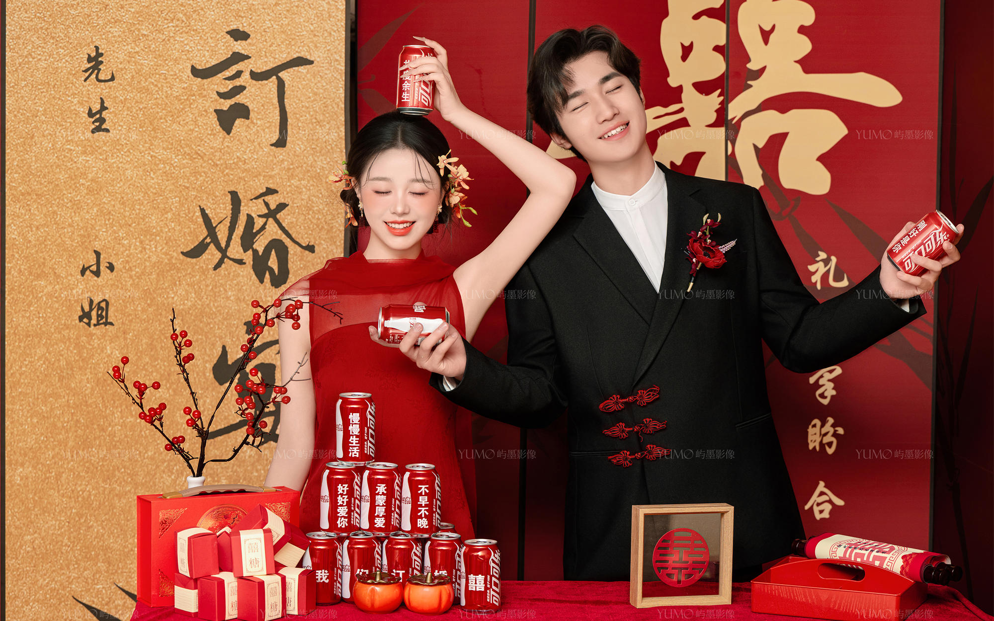 中式订婚照｜可乐罐堆出的浪漫，把仪式感焊在DNA