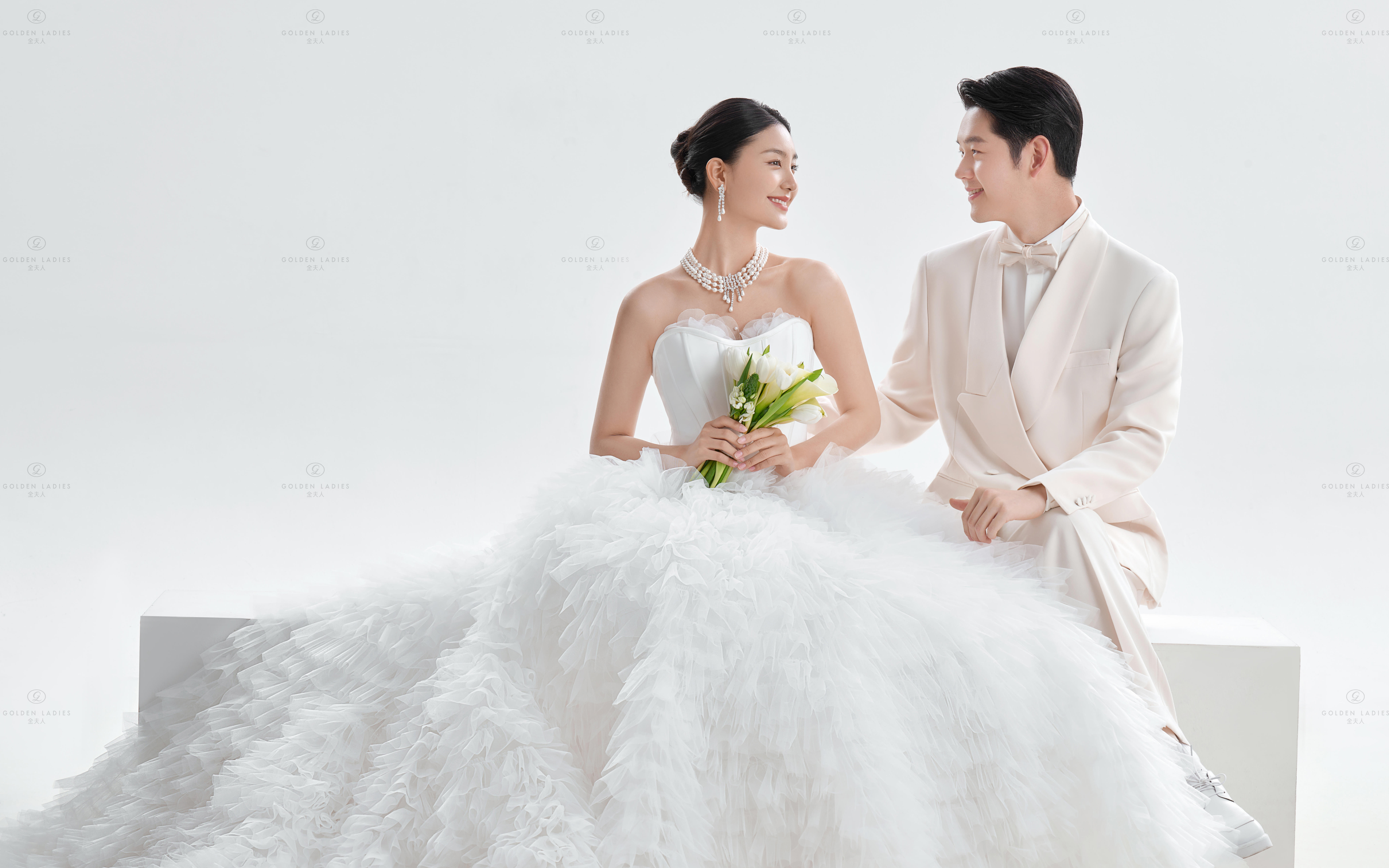 是心動(dòng)啦??這就是我理想中的極簡風(fēng)婚紗照