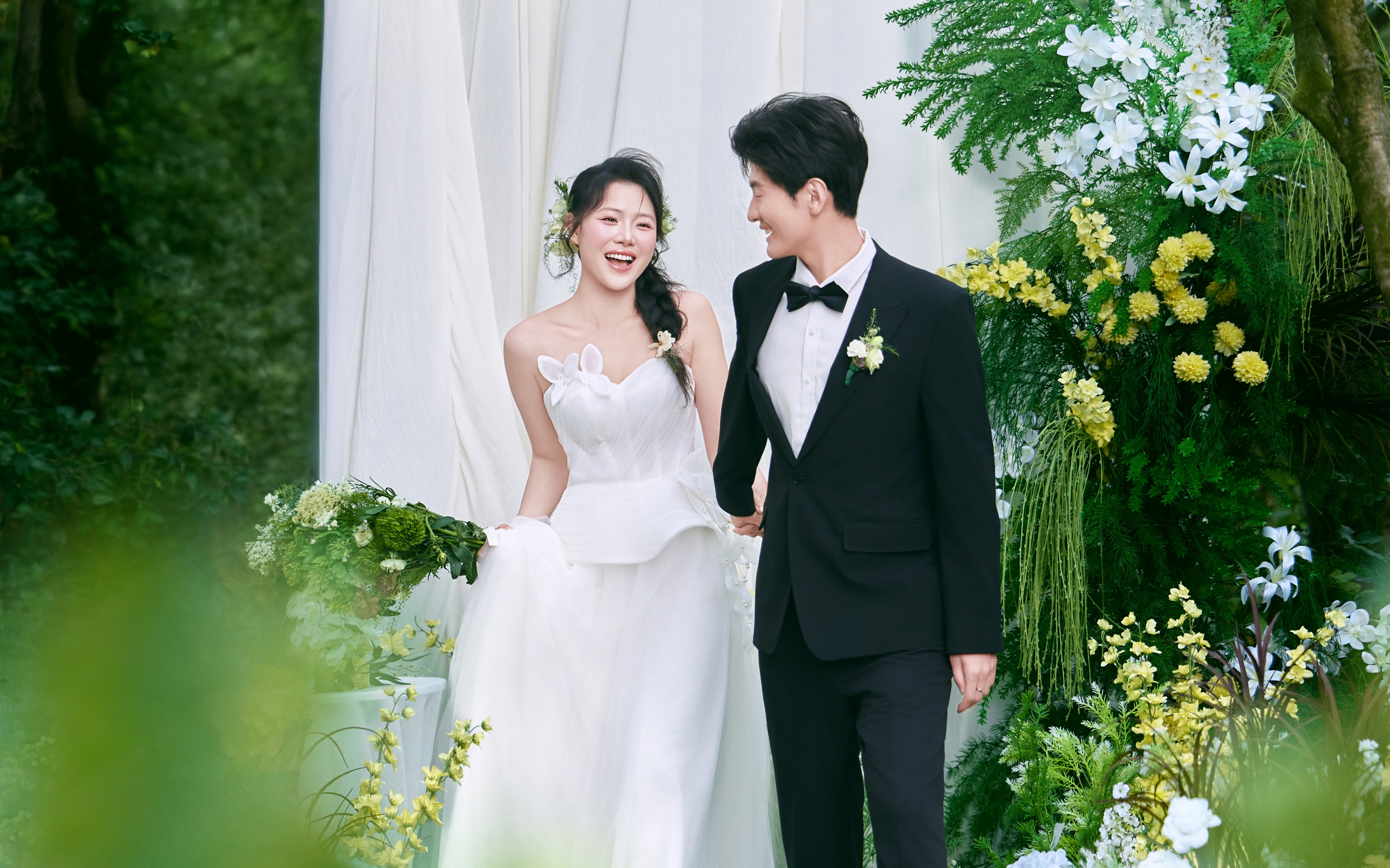 原创新品婚礼婚纱照风格