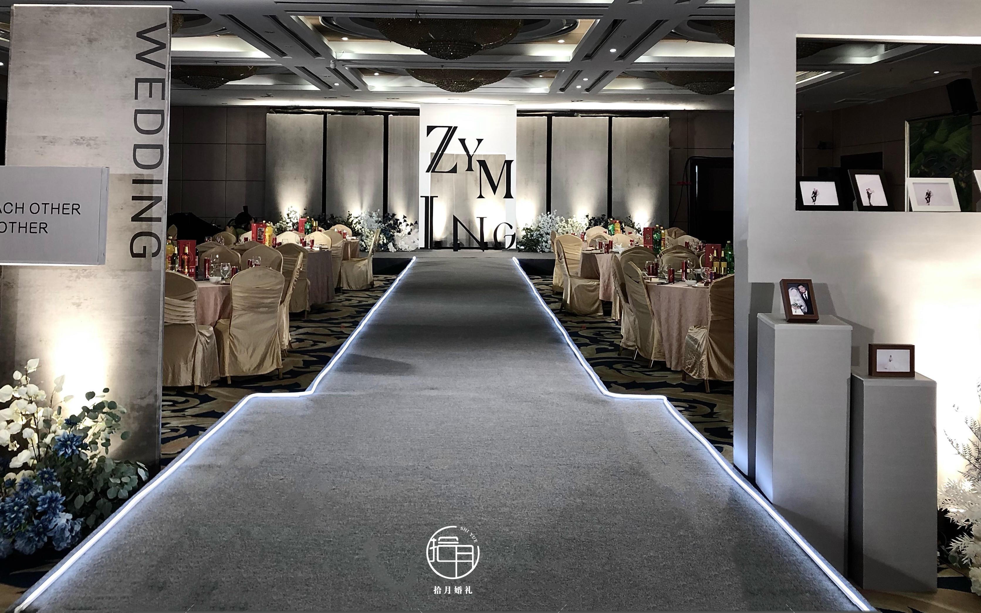 《拾月婚礼》灰色系秀场风婚礼