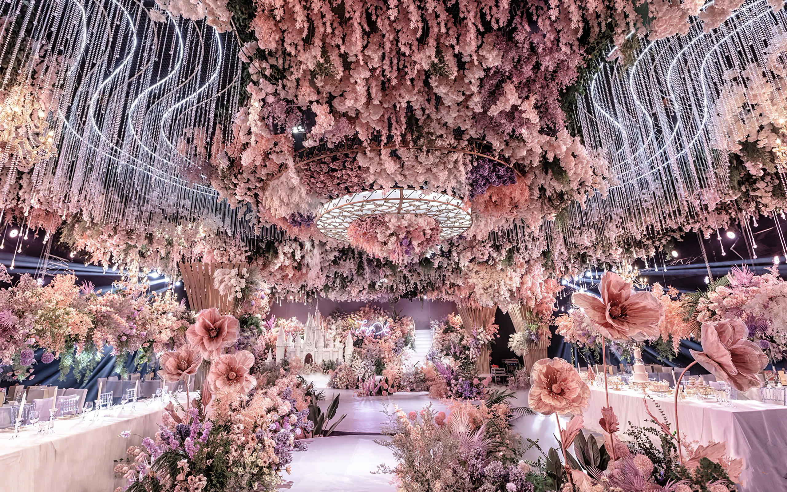 浪漫夢幻風(fēng)婚禮