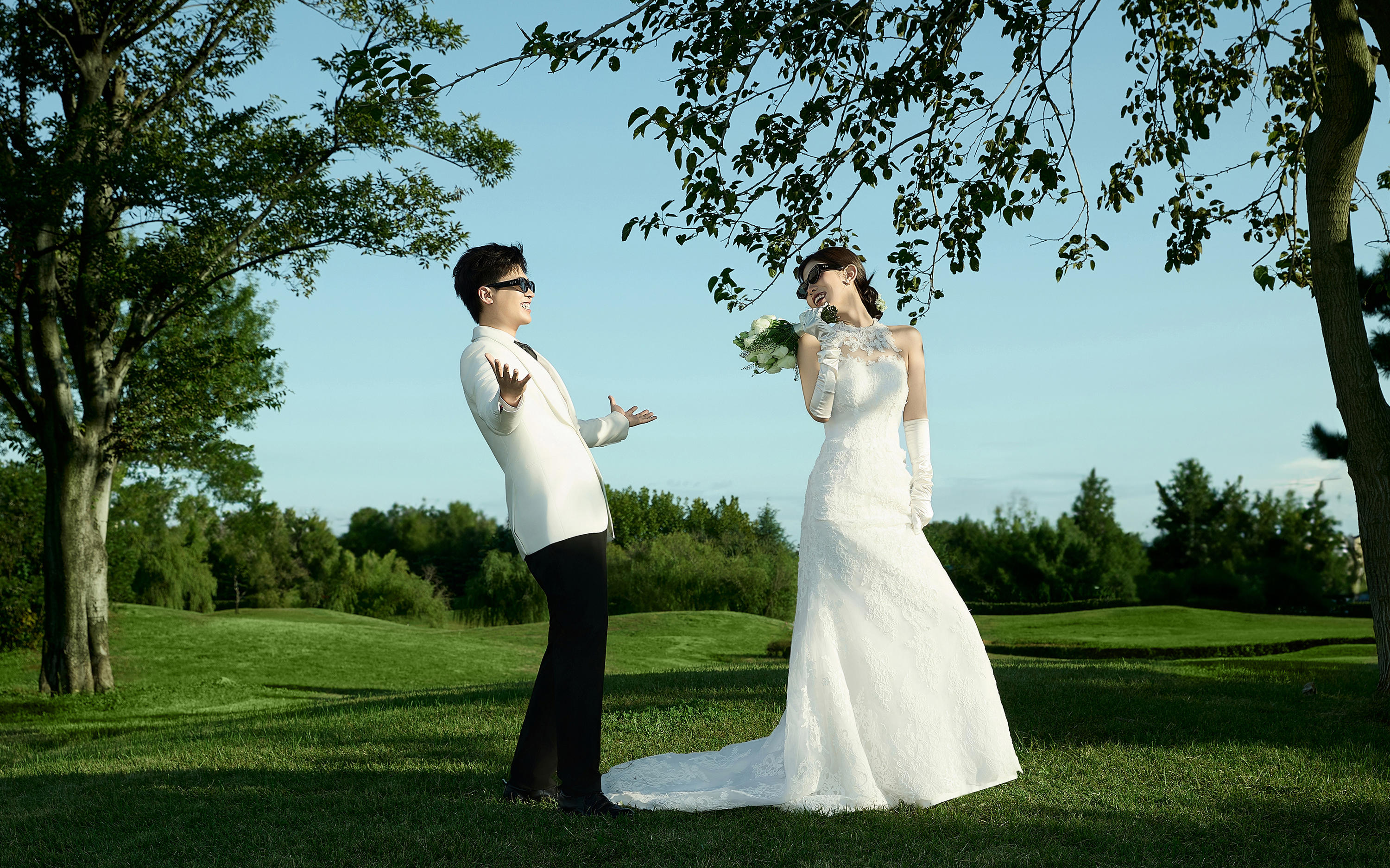 客片｜解锁森系婚纱照的另一种可能