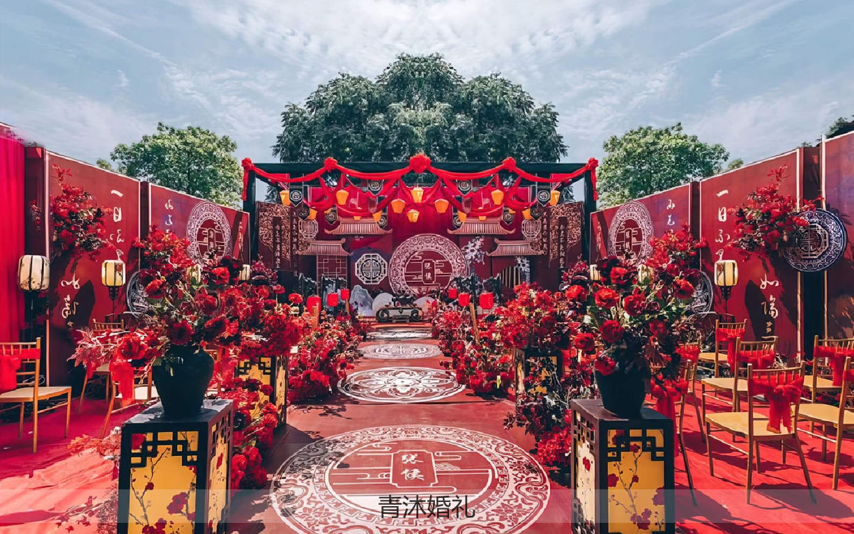 大红色绒布复古婚礼大红色绒布复古婚礼