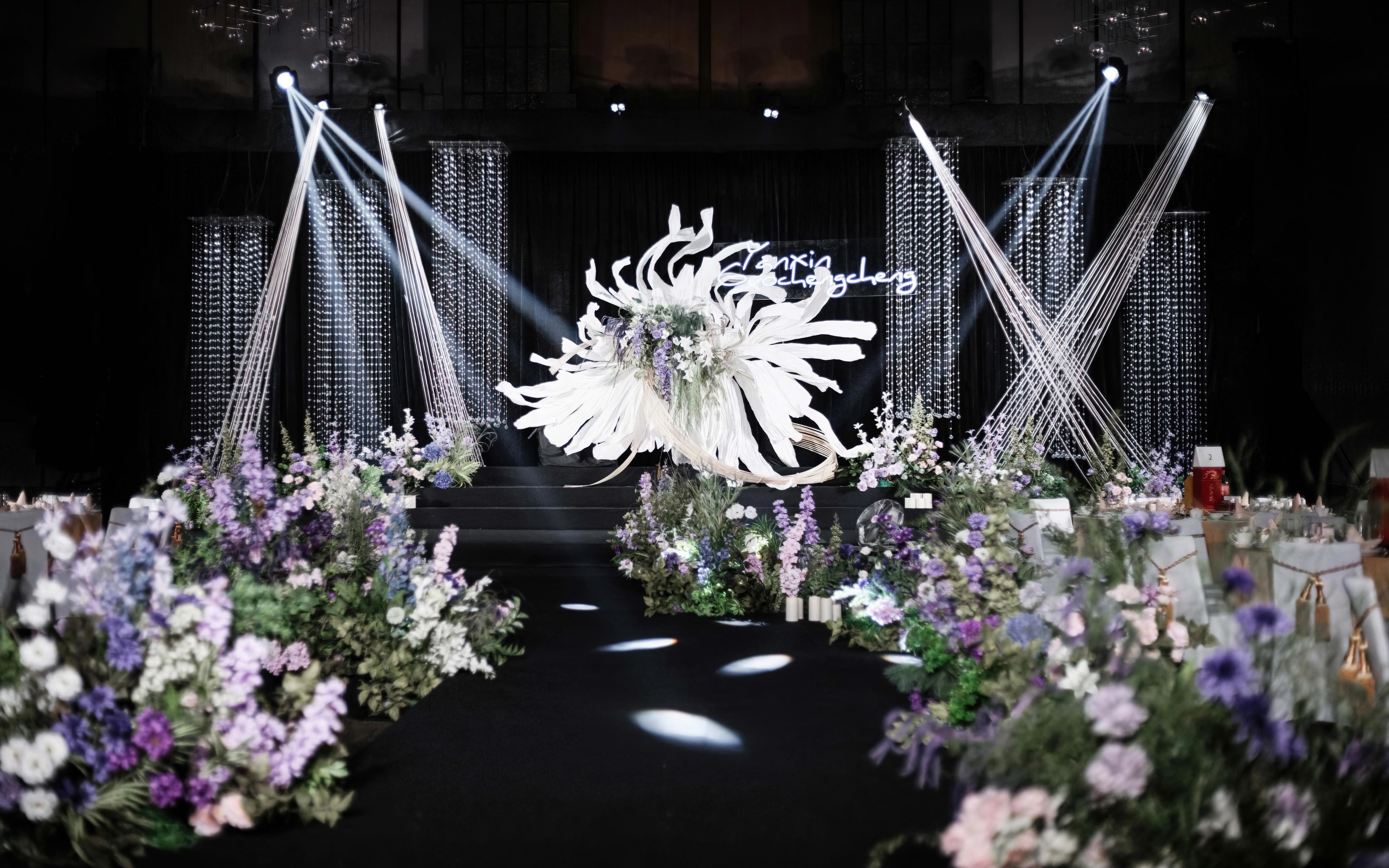 【蜜缘婚礼】定制花艺水晶婚礼