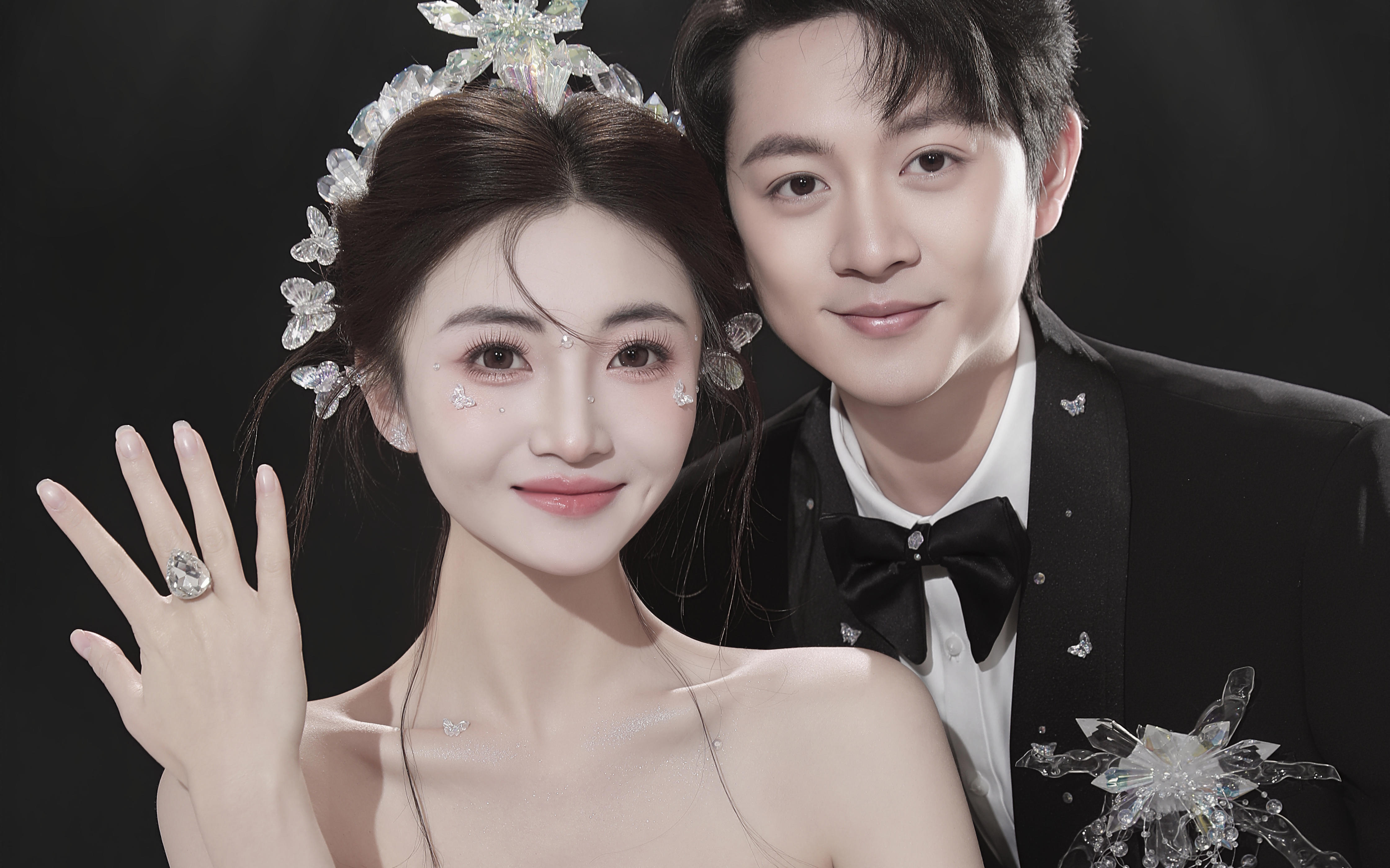 水晶皇冠一戴，誰還不是個公主