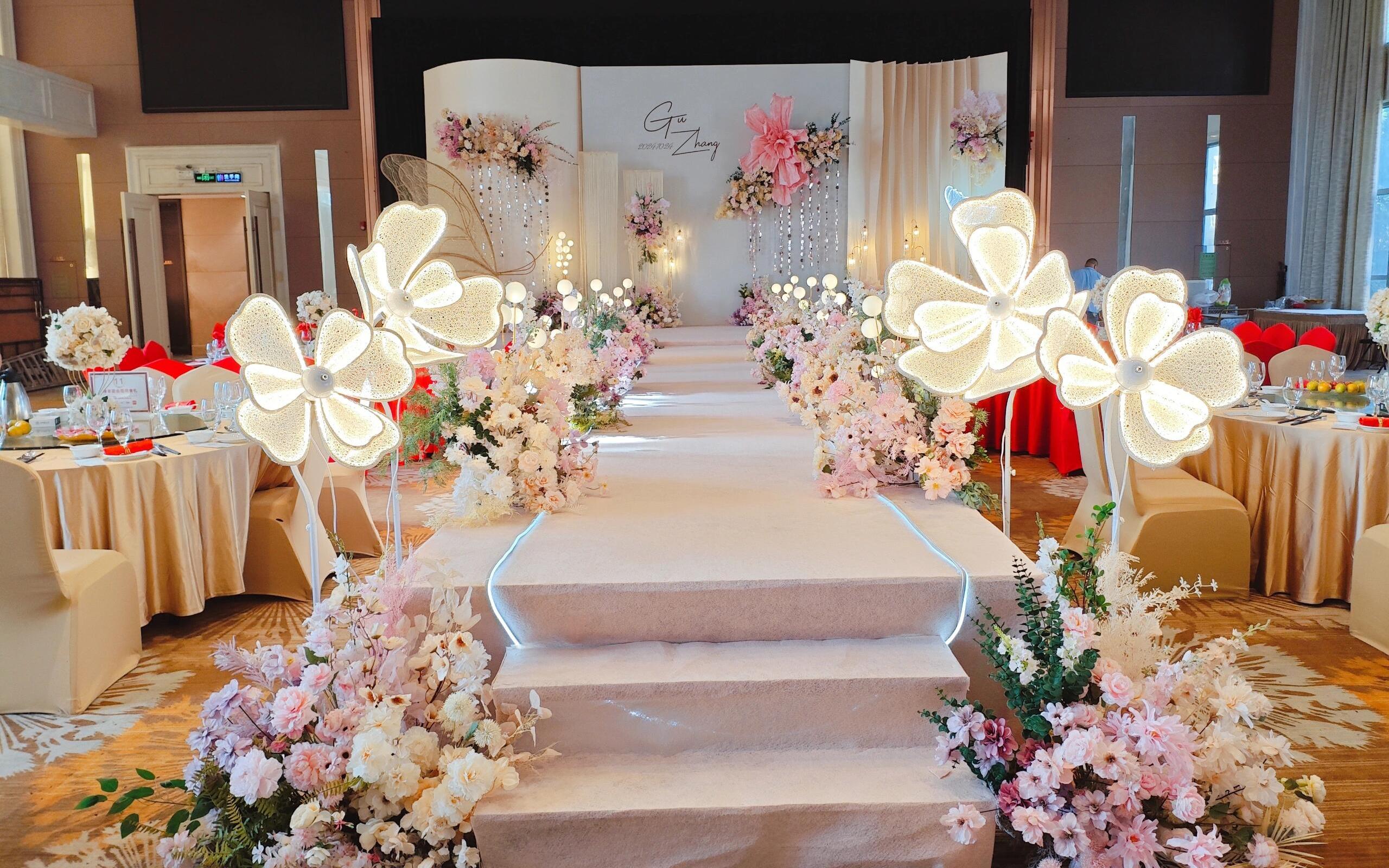 小預算香檳色套餐布置，只要6999