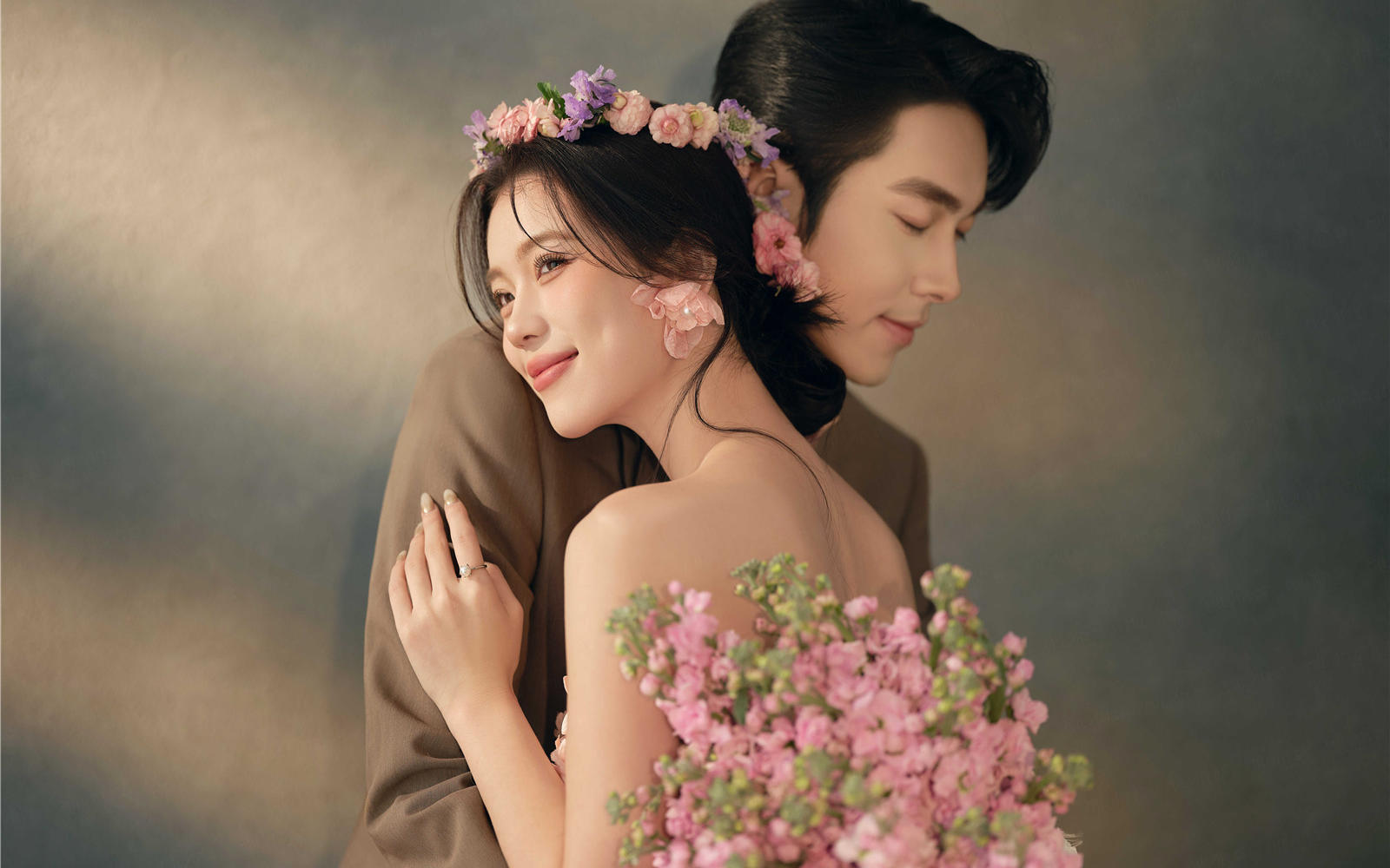 韓式光影彩紗??高級感婚紗照天花板