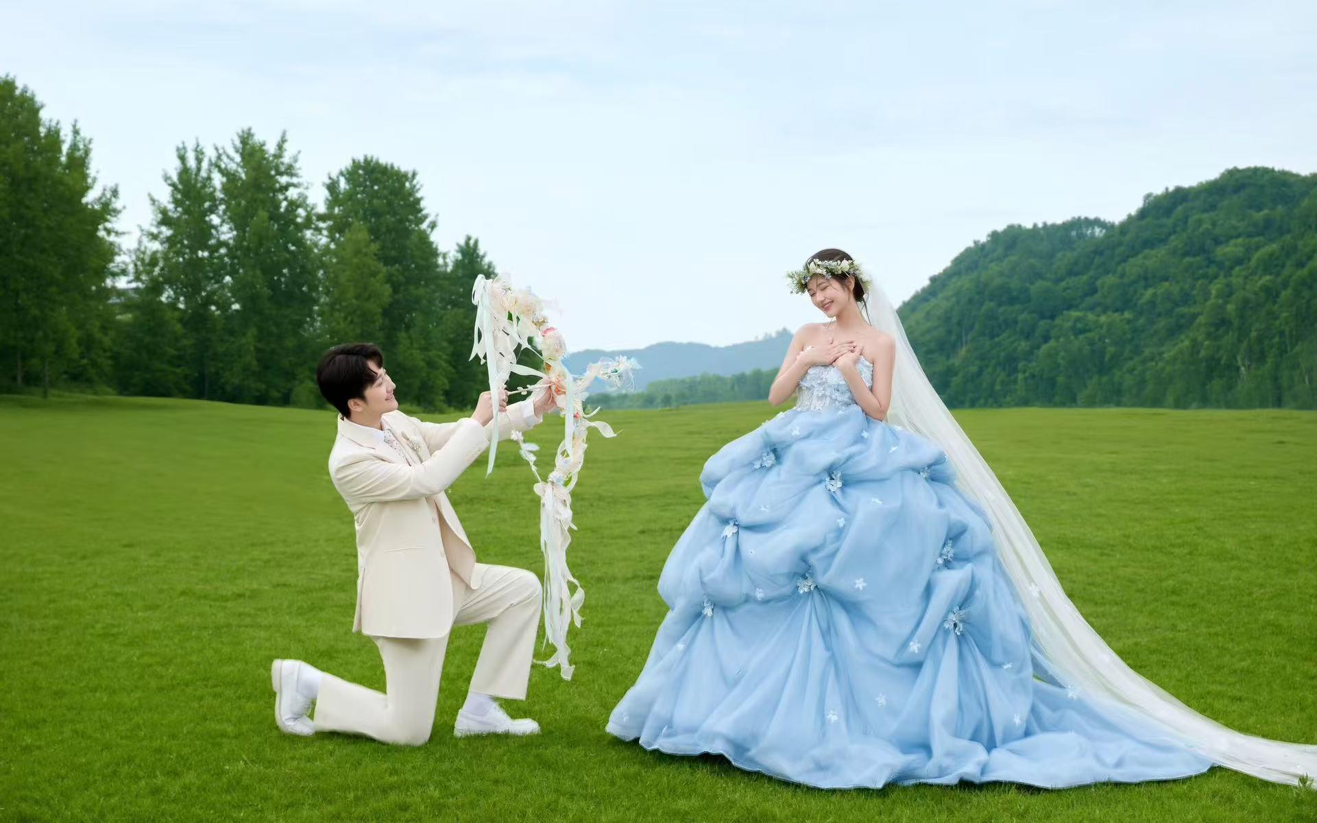 【藍色花神草坪婚紗照】