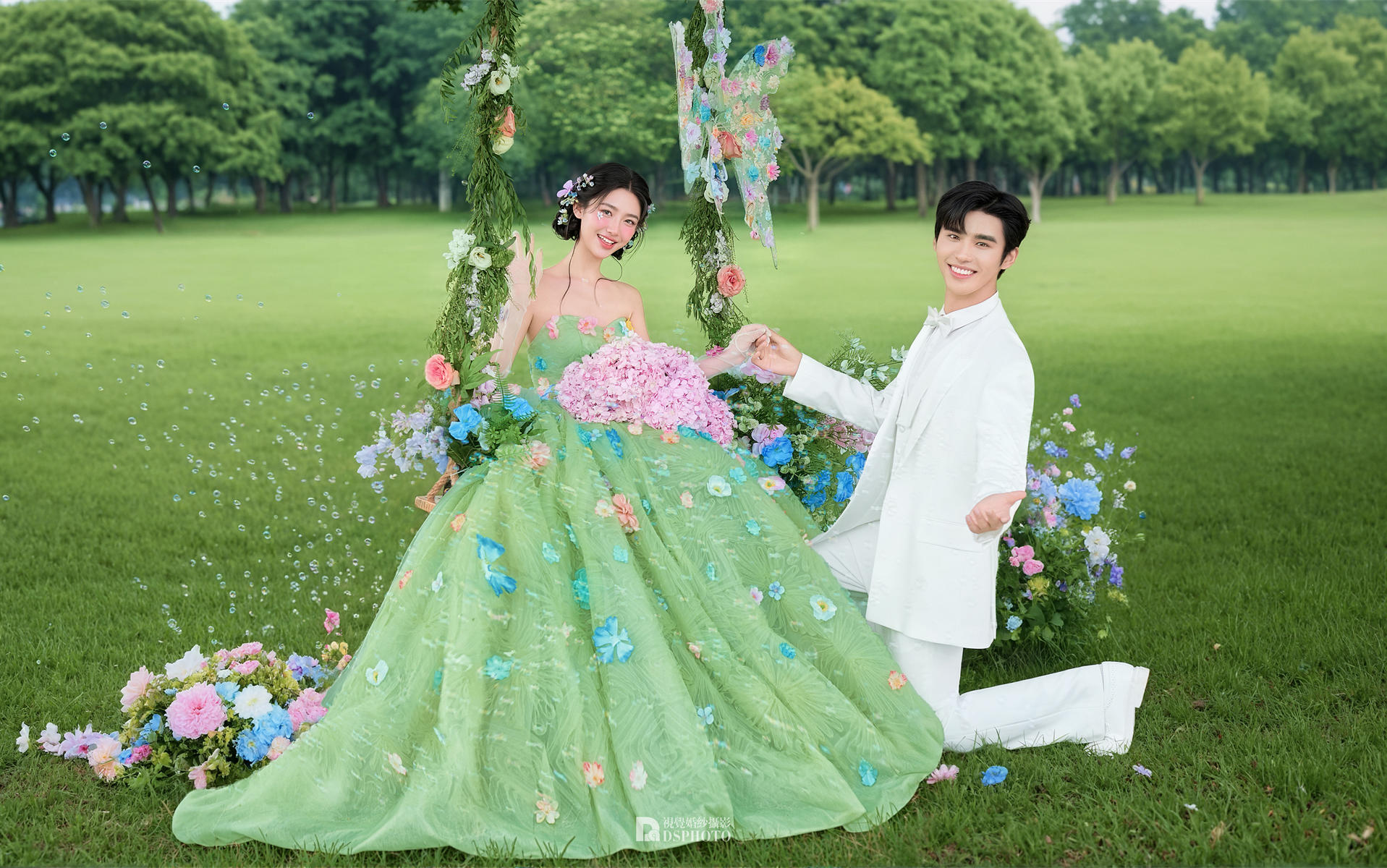 綠色花神婚紗照??童話照進(jìn)現(xiàn)實(shí)甜度超標(biāo)??！