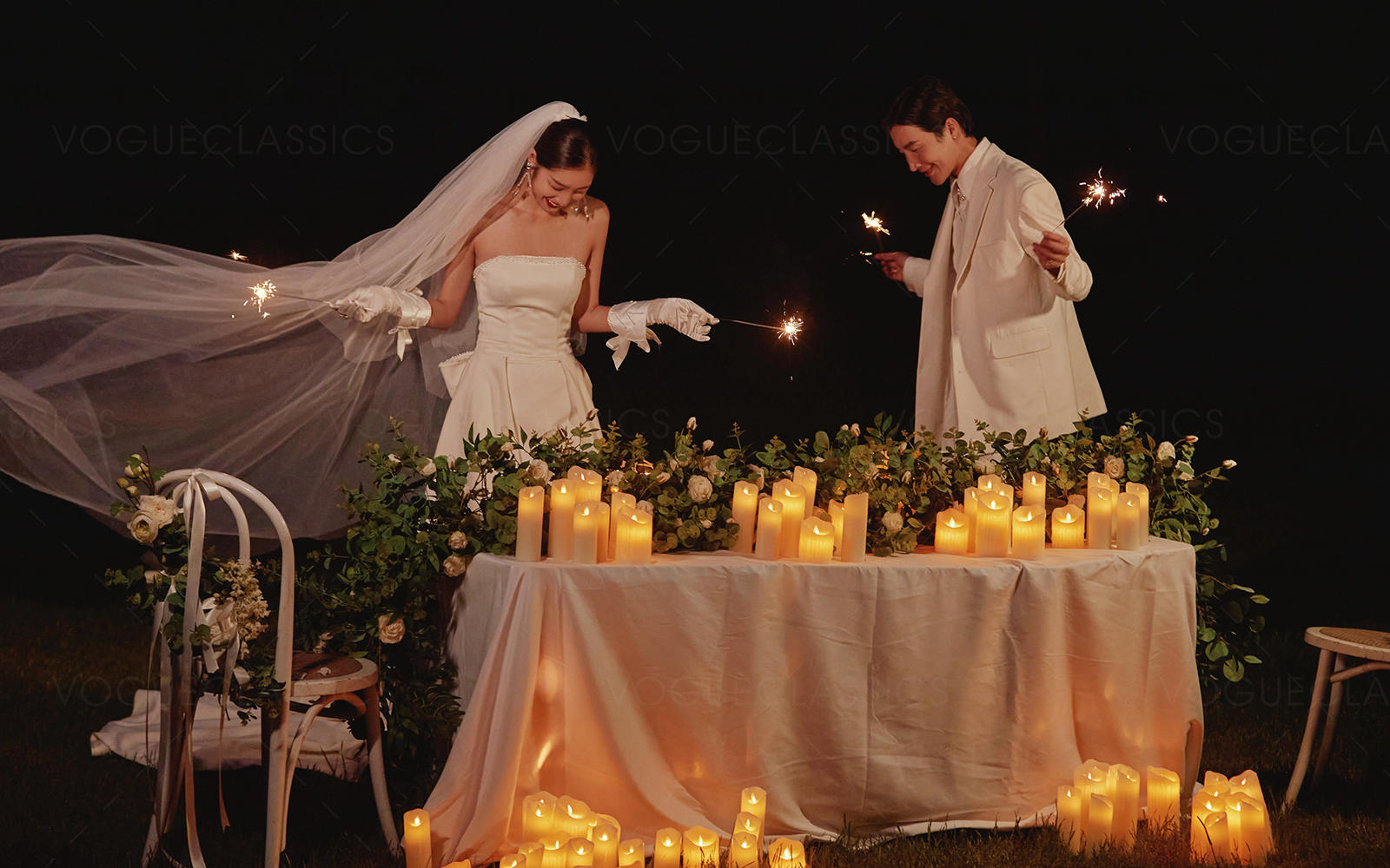 草坪上的浪漫誓言｜夜幕下的夢幻婚紗照