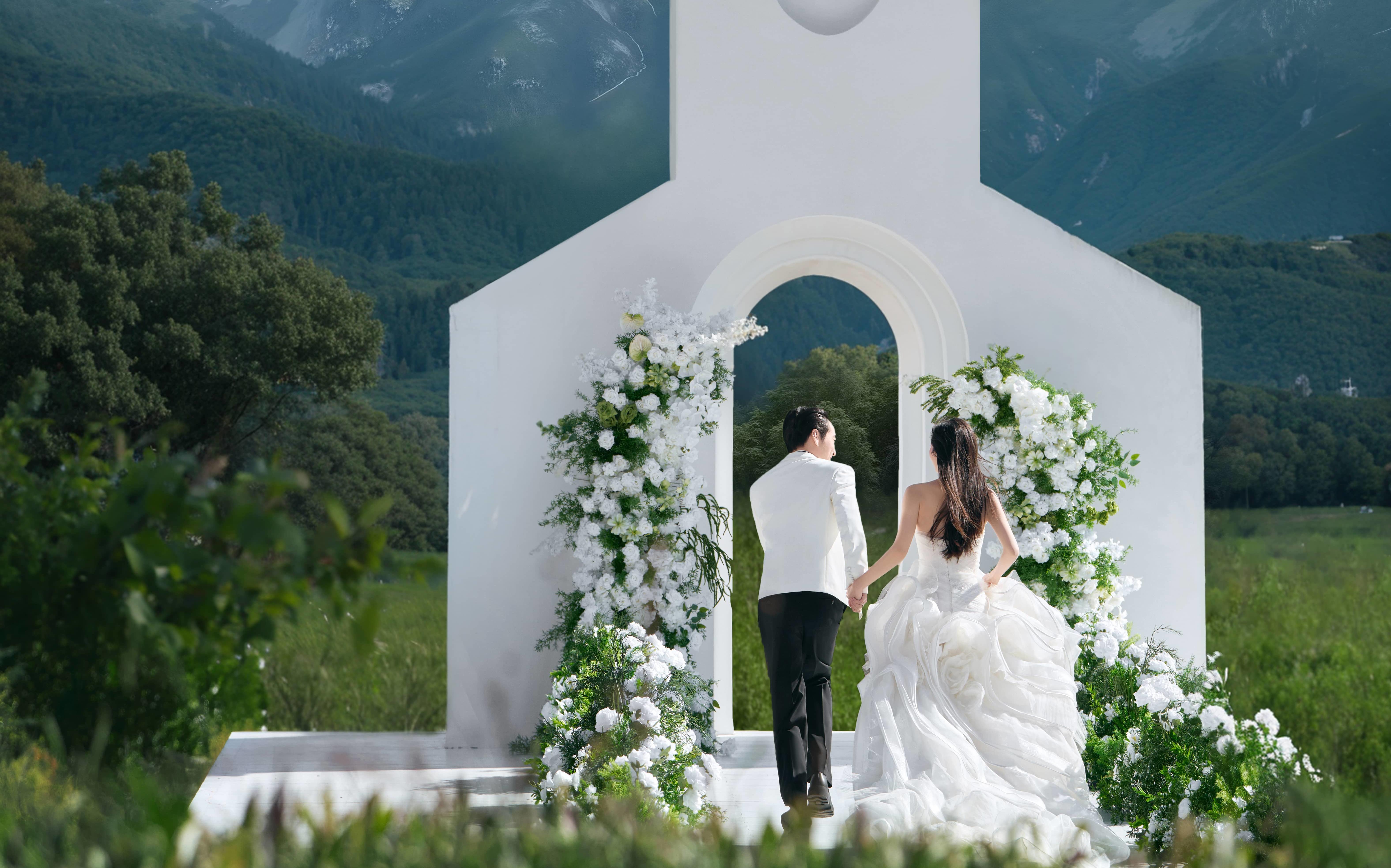 十光堇 | 青岛目的地婚礼，雪山下的浪漫宣言