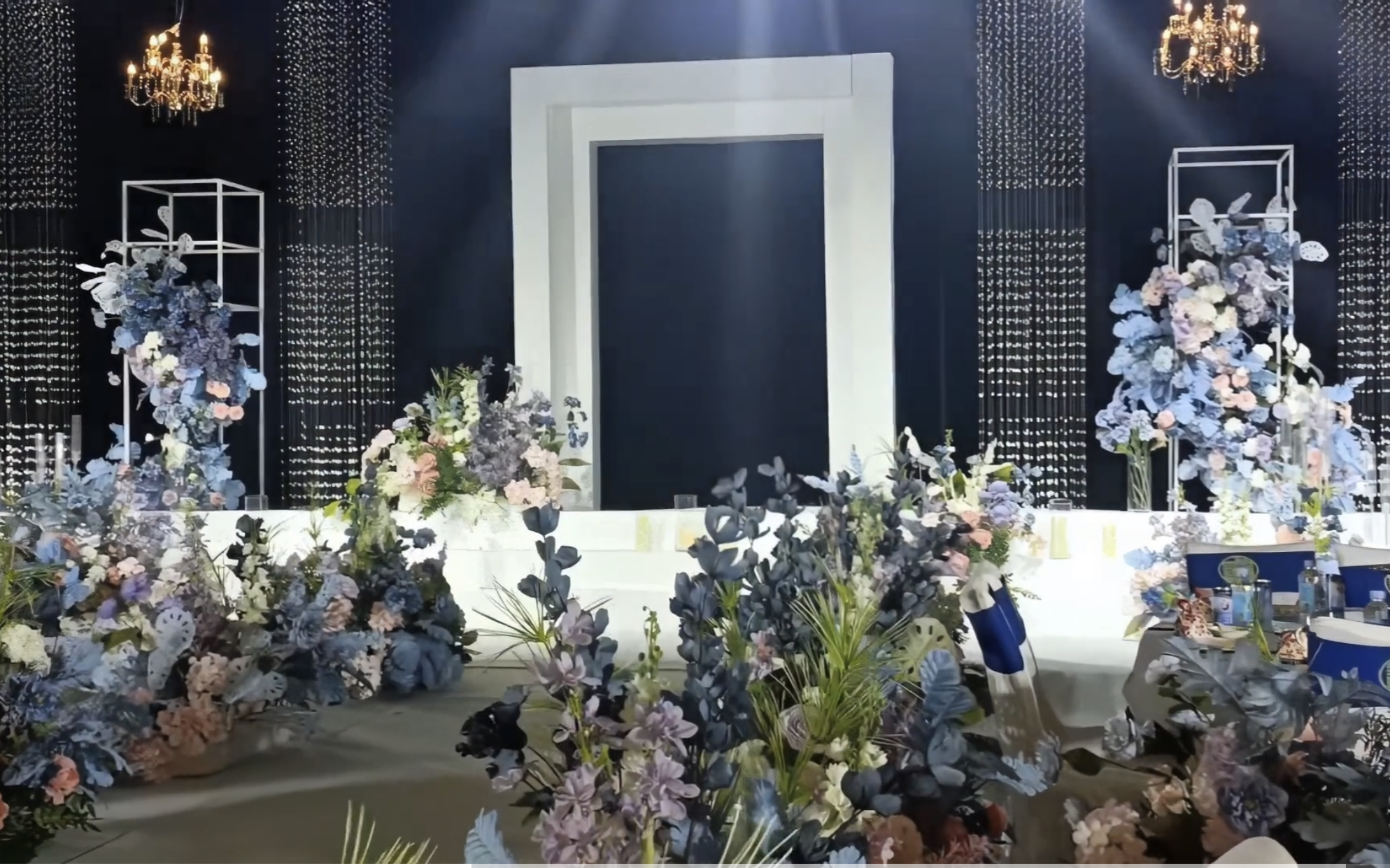 極簡(jiǎn)水晶韓式婚禮