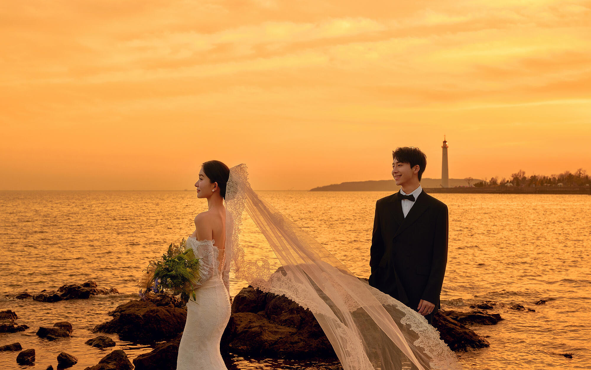【梦中的海景夕阳婚纱照】