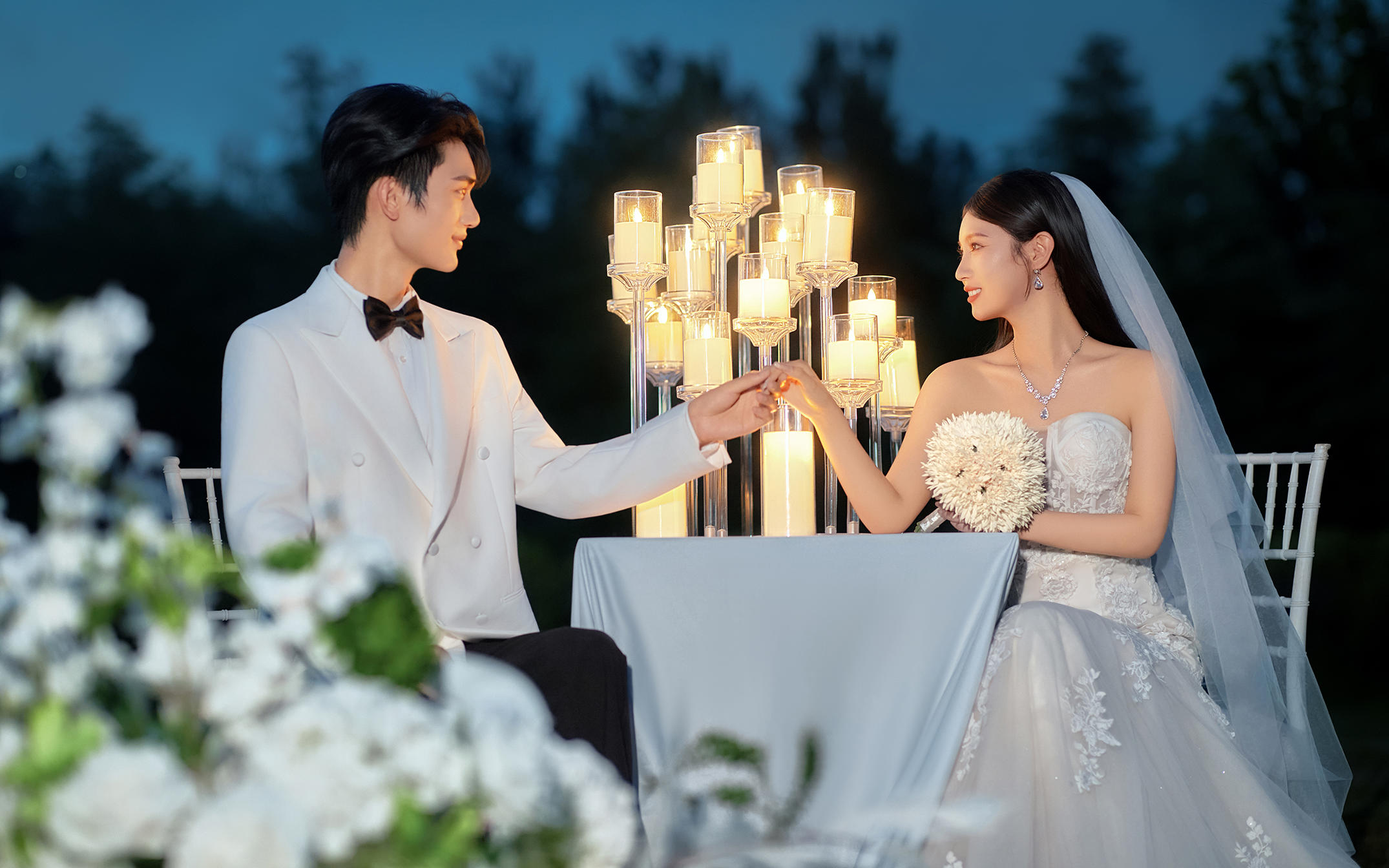 夜景主纱仪式感婚纱照