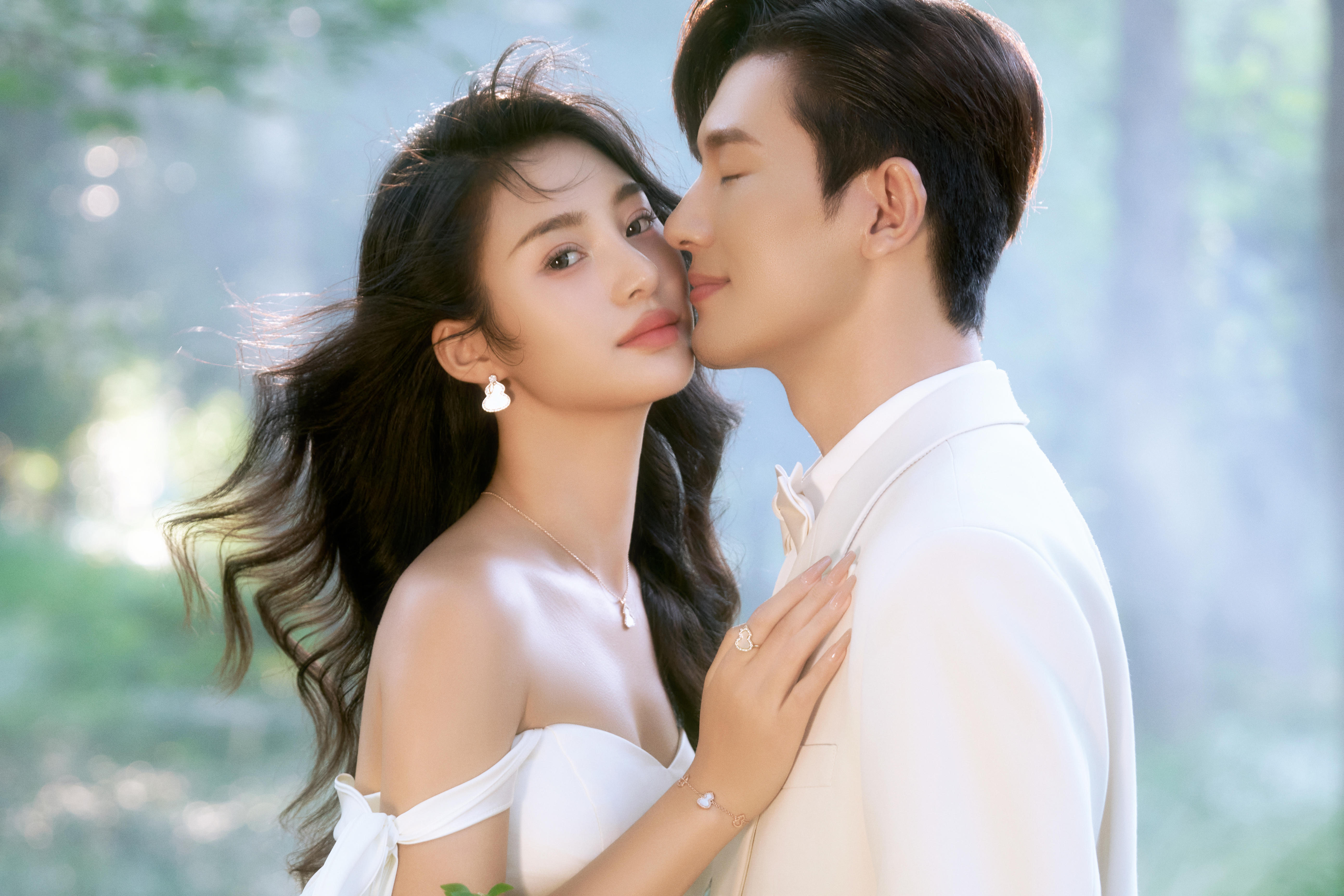 来拍组超有氧气感的小清新婚纱照🌸甜炸了哇~