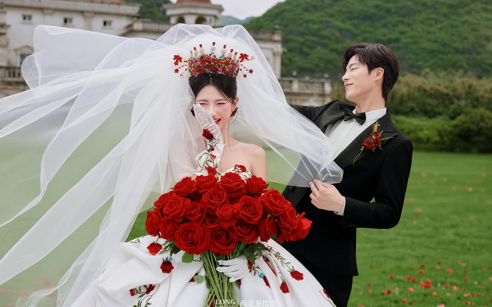 玫瑰公主浪漫出逃??公主風(fēng)城堡婚紗照?