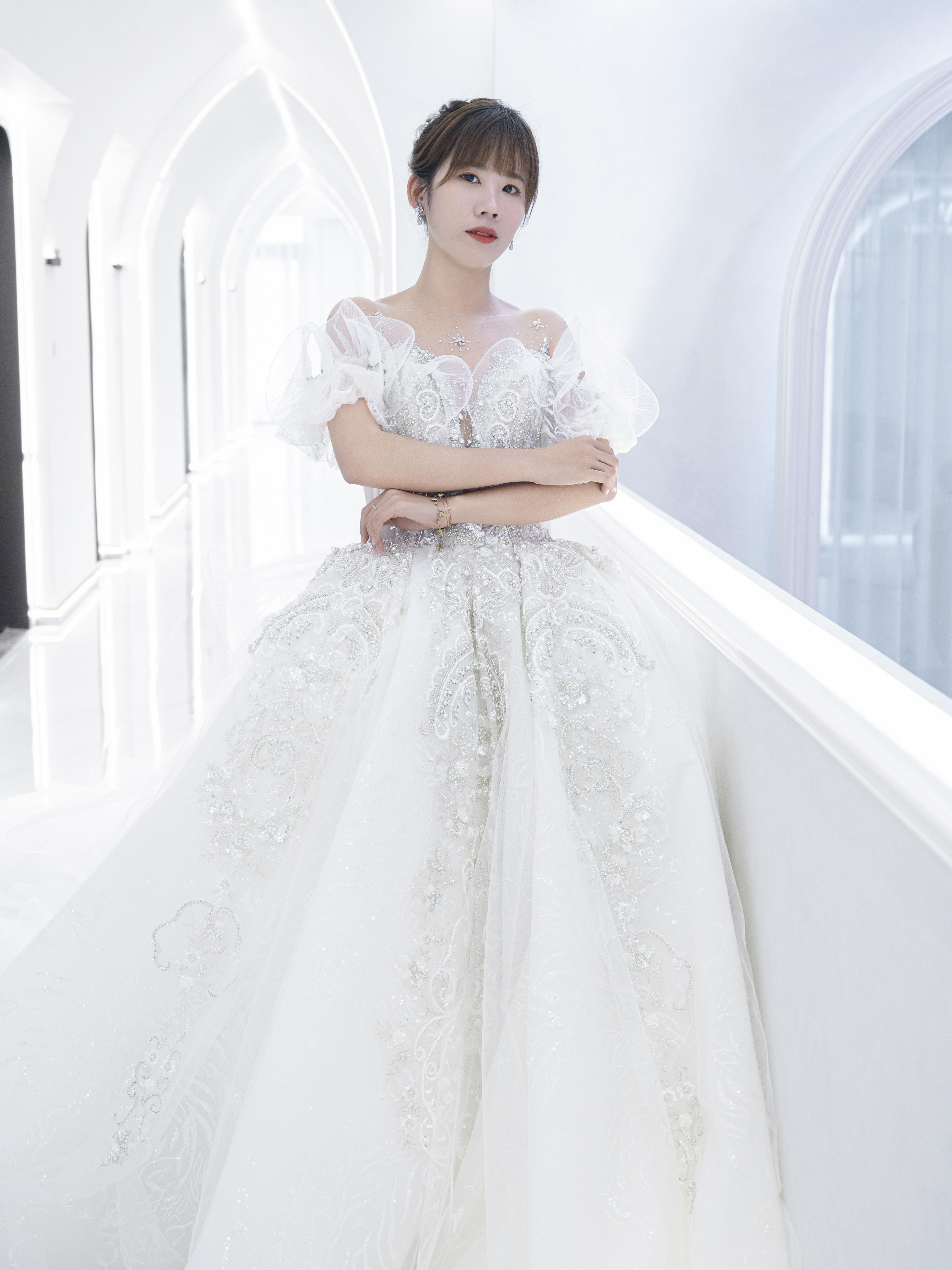 【美域婚纱】华丽温柔仪式纱