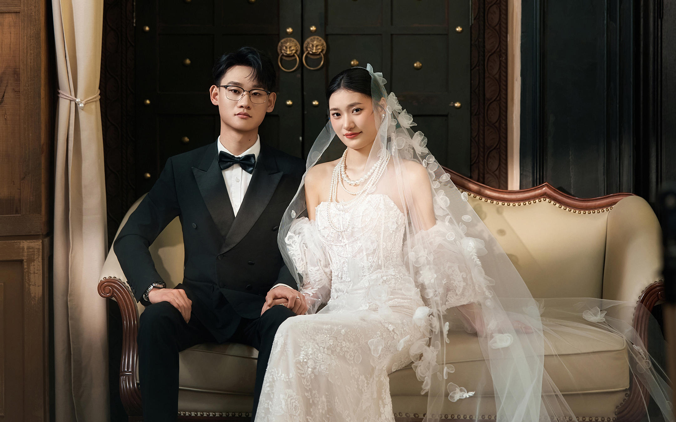 闺蜜们理想的婚纱照｜中世纪南法的古典与高贵