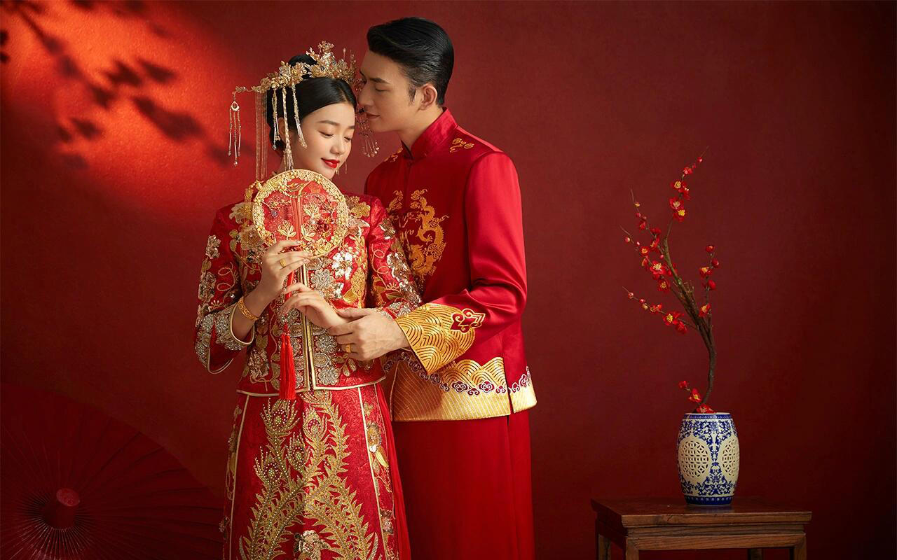 【强烈推荐的秀禾婚纱照】