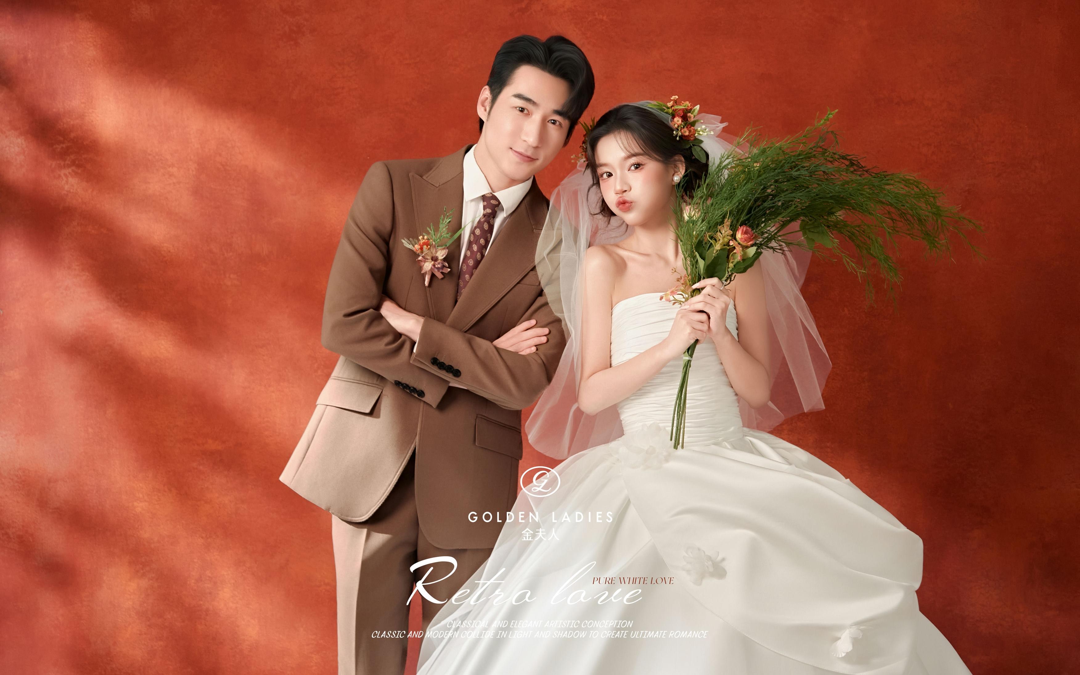 天❗️全网爆火的轻复古红底婚纱照真的好出片