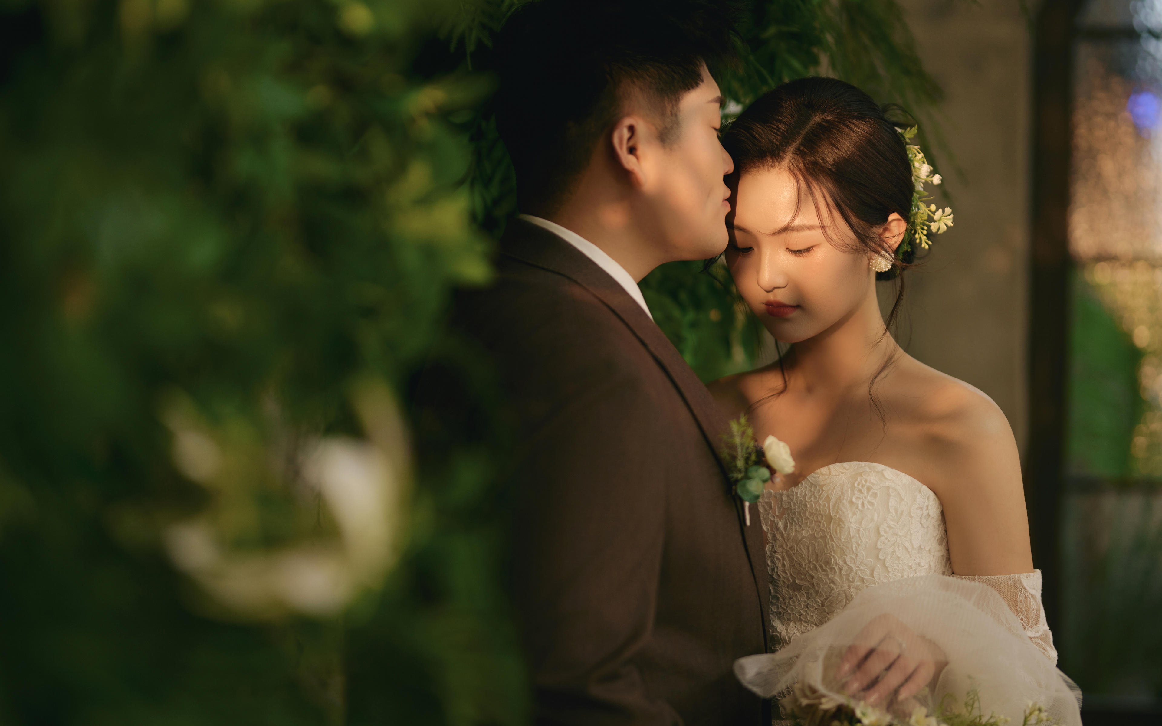 到底是誰(shuí)還沒(méi)拍少女花房婚紗照吖??好出片~