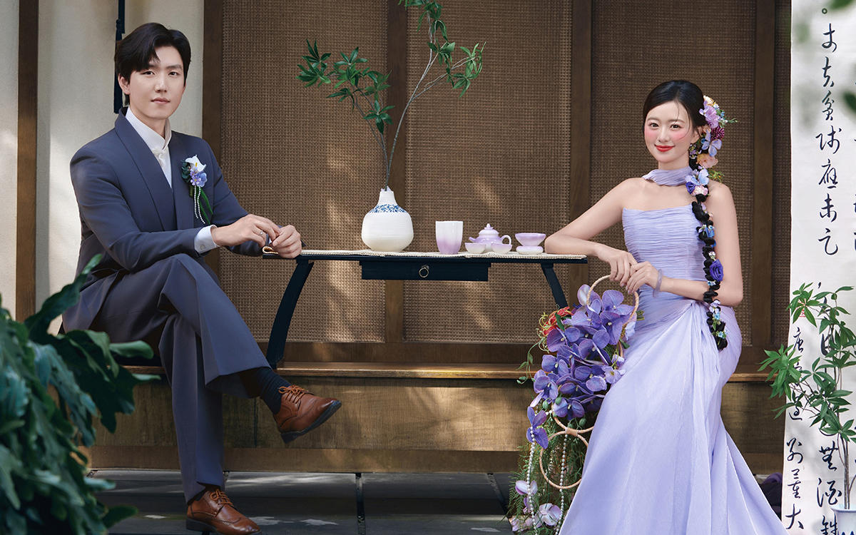 外景 l 絕絕紫的高級感新中式婚紗照