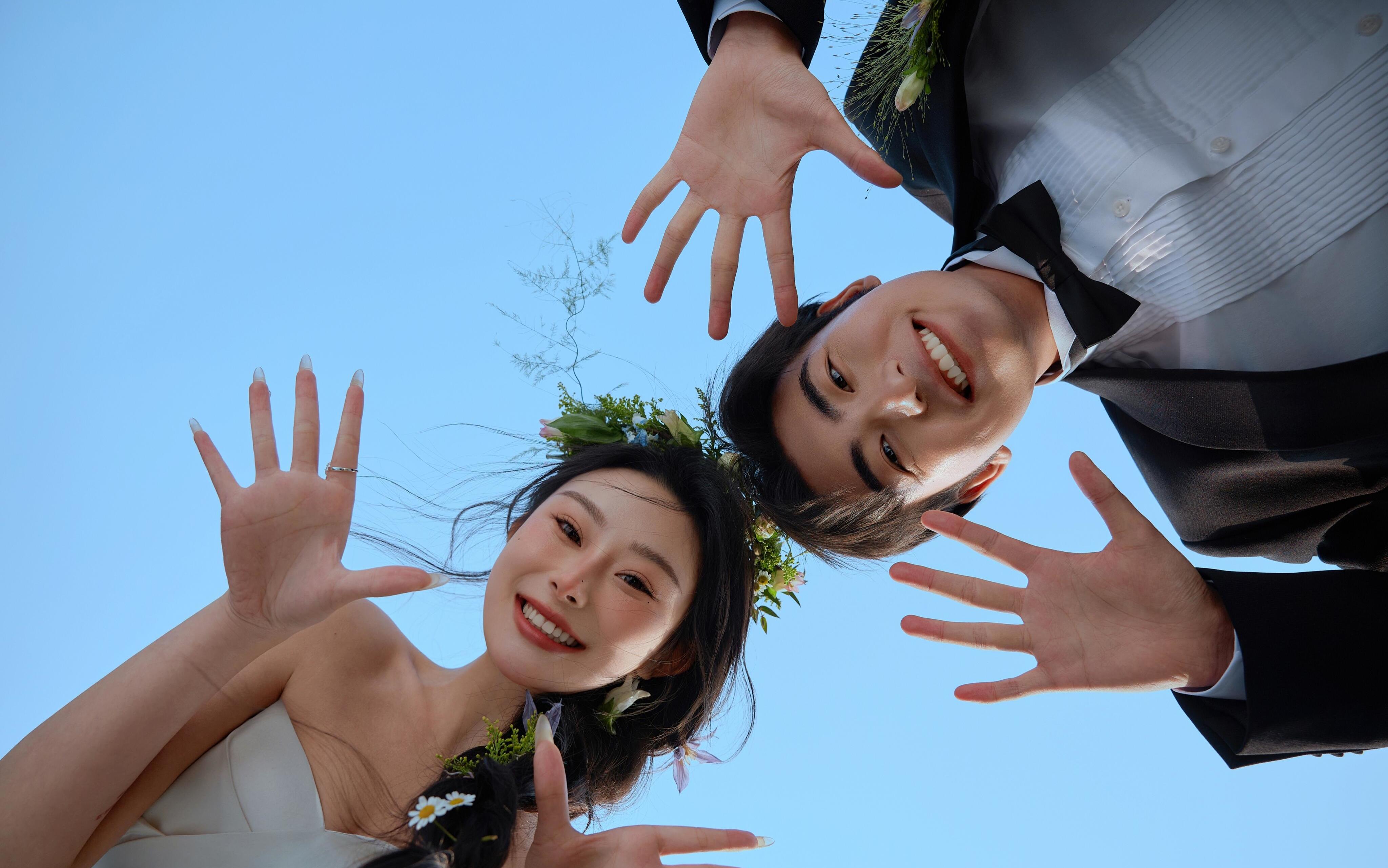 不按常理出牌??搞怪又可愛(ài)的生命力婚紗照！