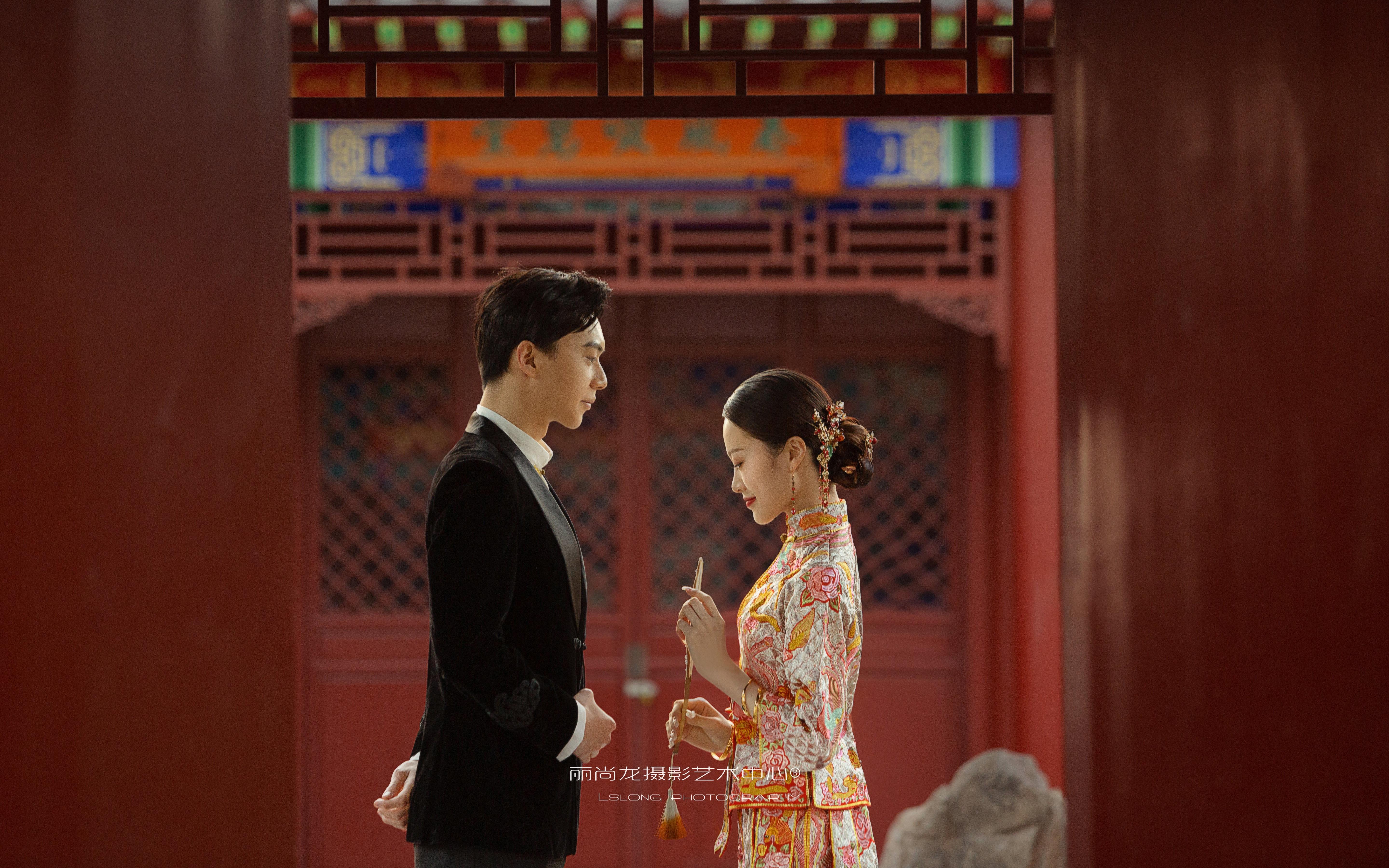 中式外景秀禾服独属于中国人的浪漫！