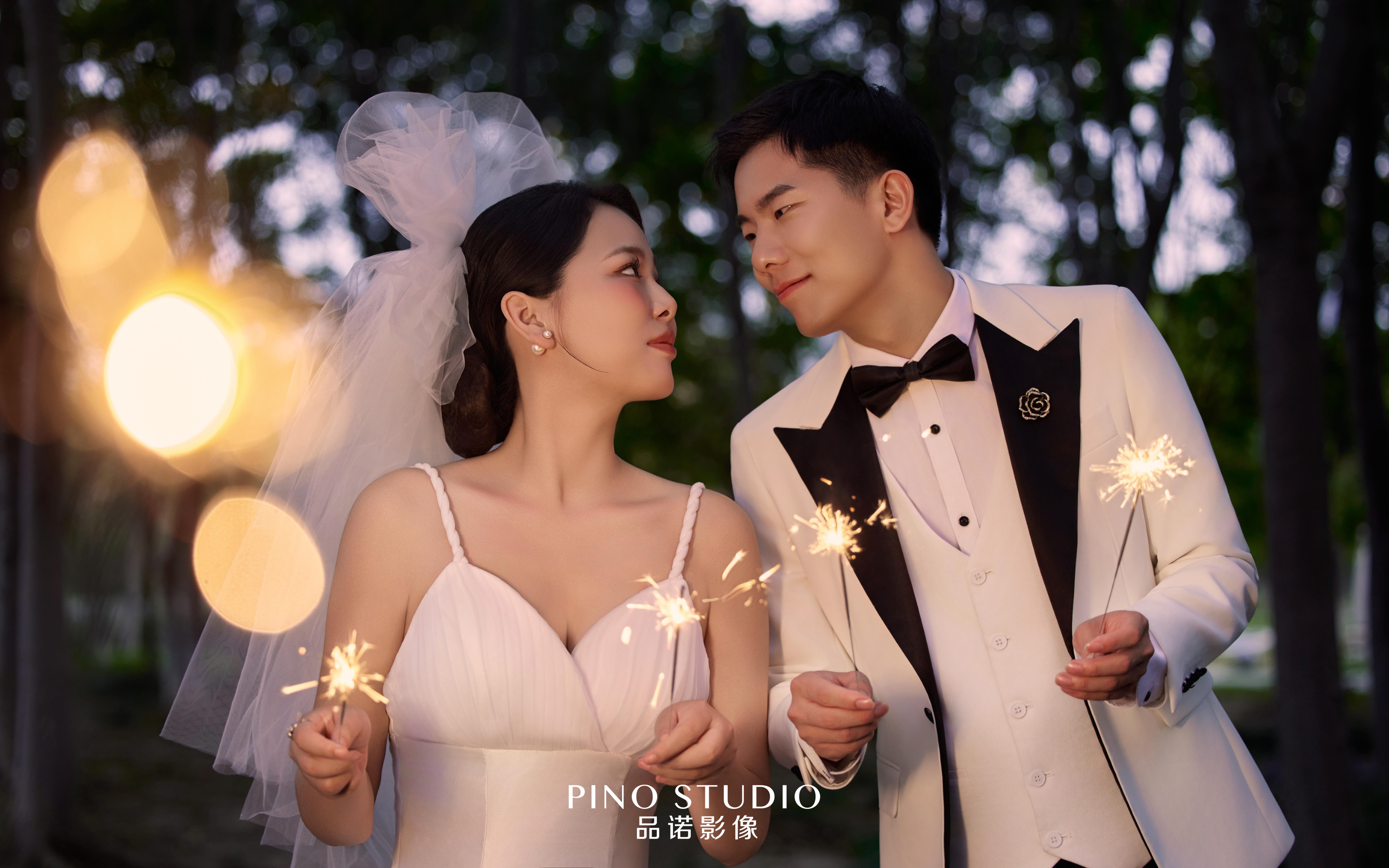 这么有情绪感染力的婚纱照，谁能不爱呢❗️