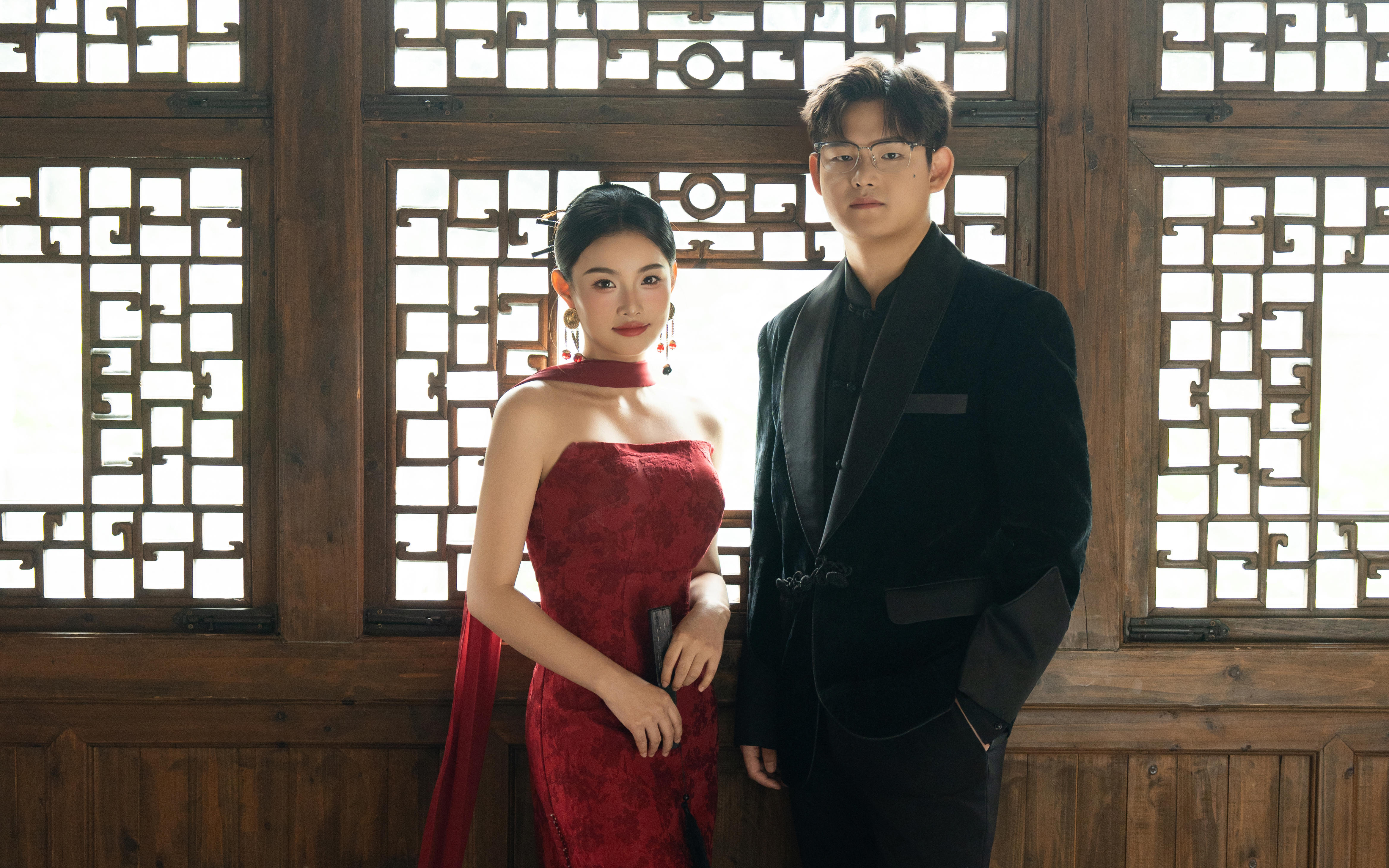 【雪彩客片】園林新中式??一襲紅裙撞進(jìn)中式的溫柔