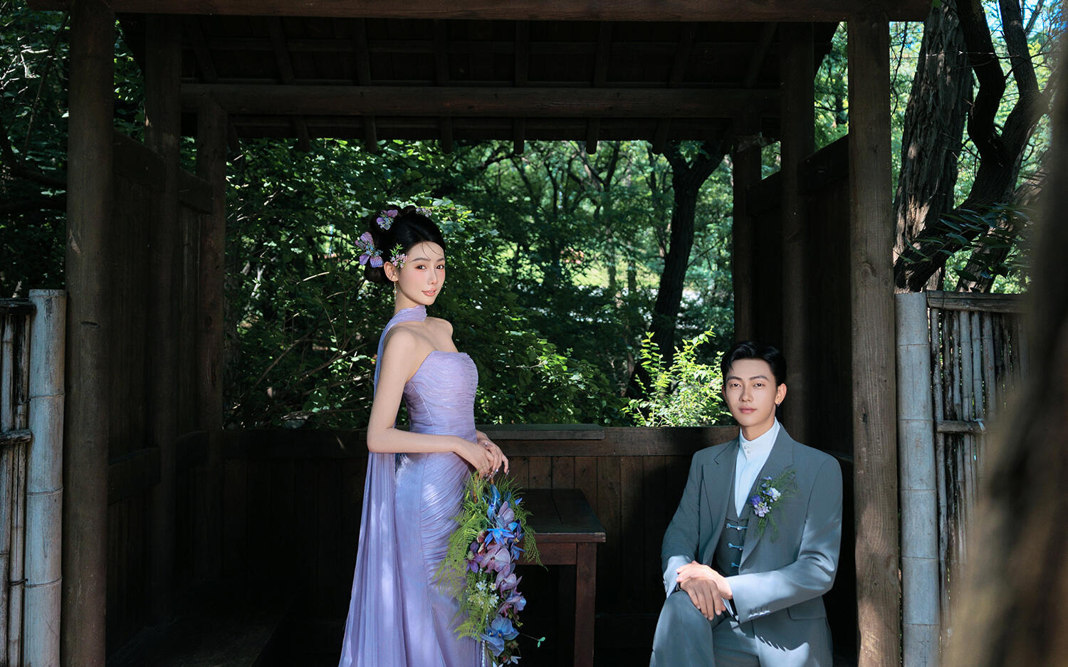 紫气东来~💜东方审美园林婚纱照太仙了