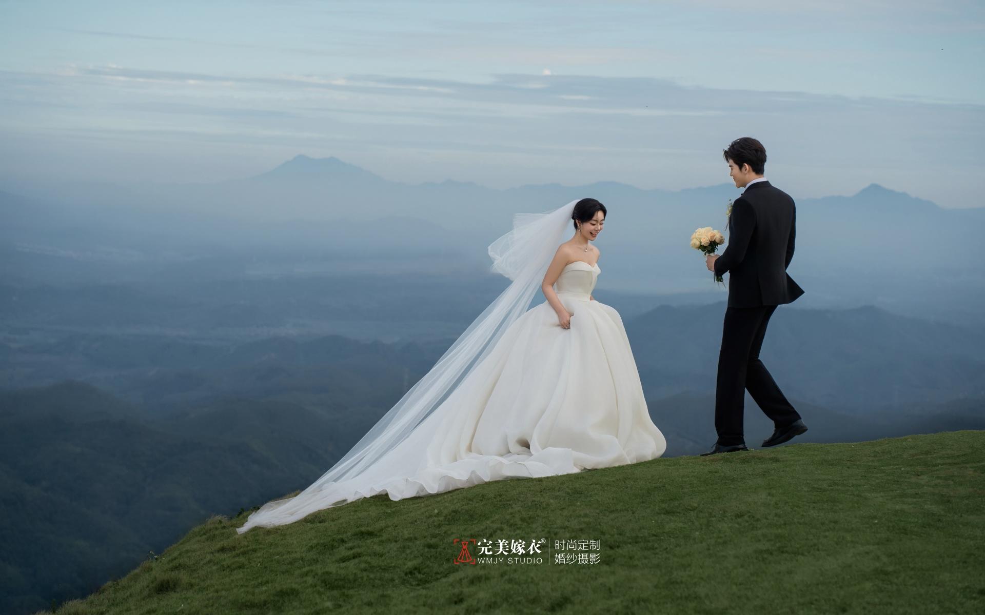 【山野愛意】藏在山野里的愛意，超浪漫的山頂婚紗照