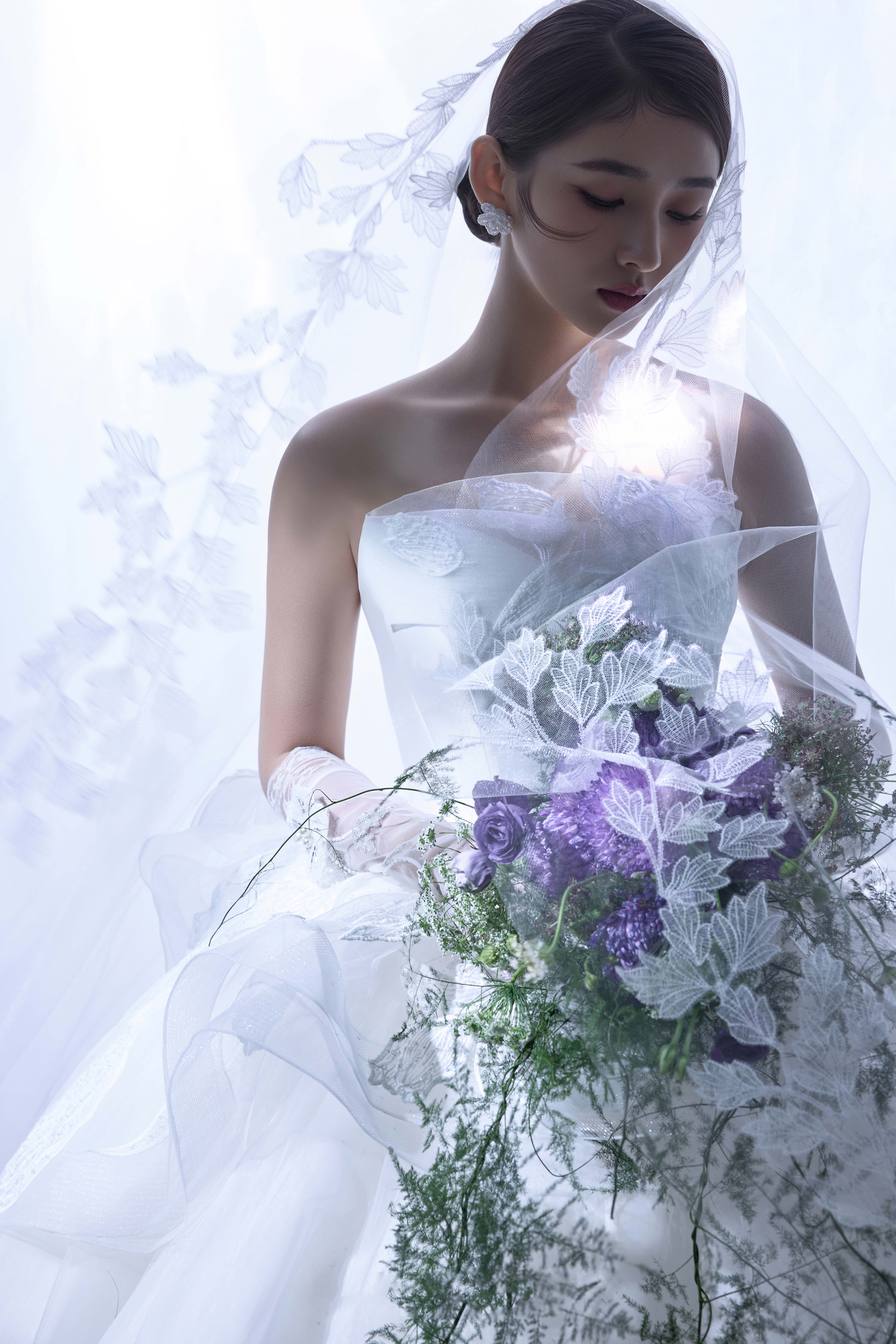 一站式服務(wù)/品質(zhì)優(yōu)選/心動(dòng)開搶/婚紗照+婚紗禮服