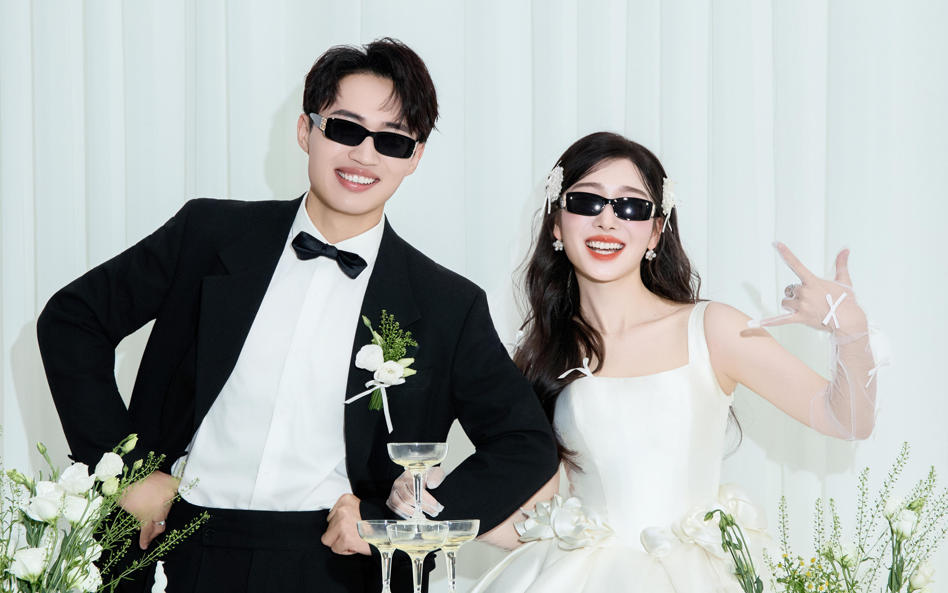 简约轻奢风室内婚纱照